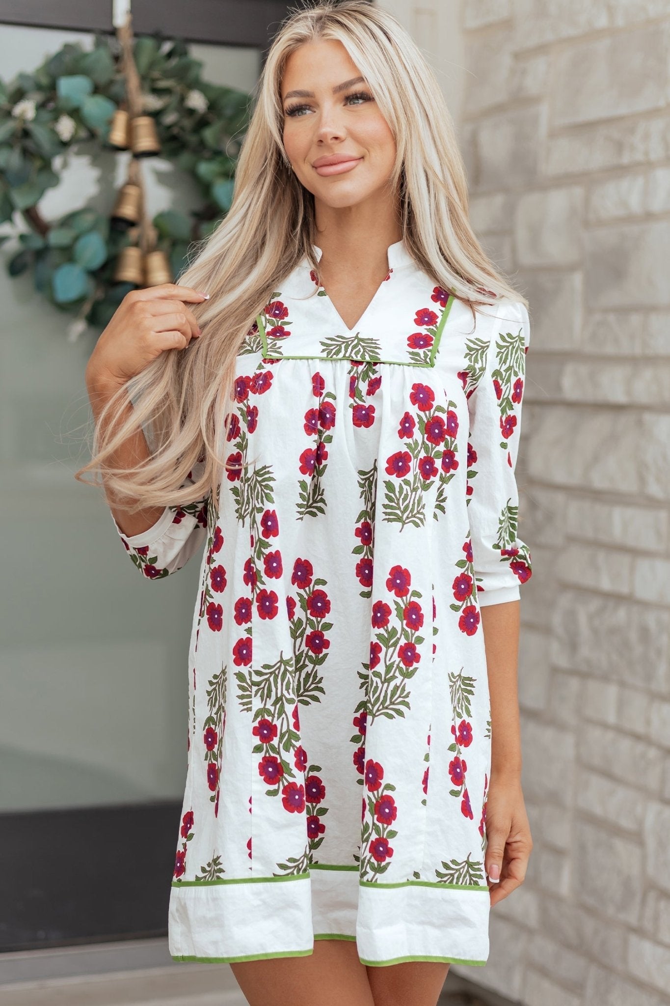 Halo Sleeve Loose Floral Dress - Hello Beautiful BoutiqueFloral DressesThreaded Pear
