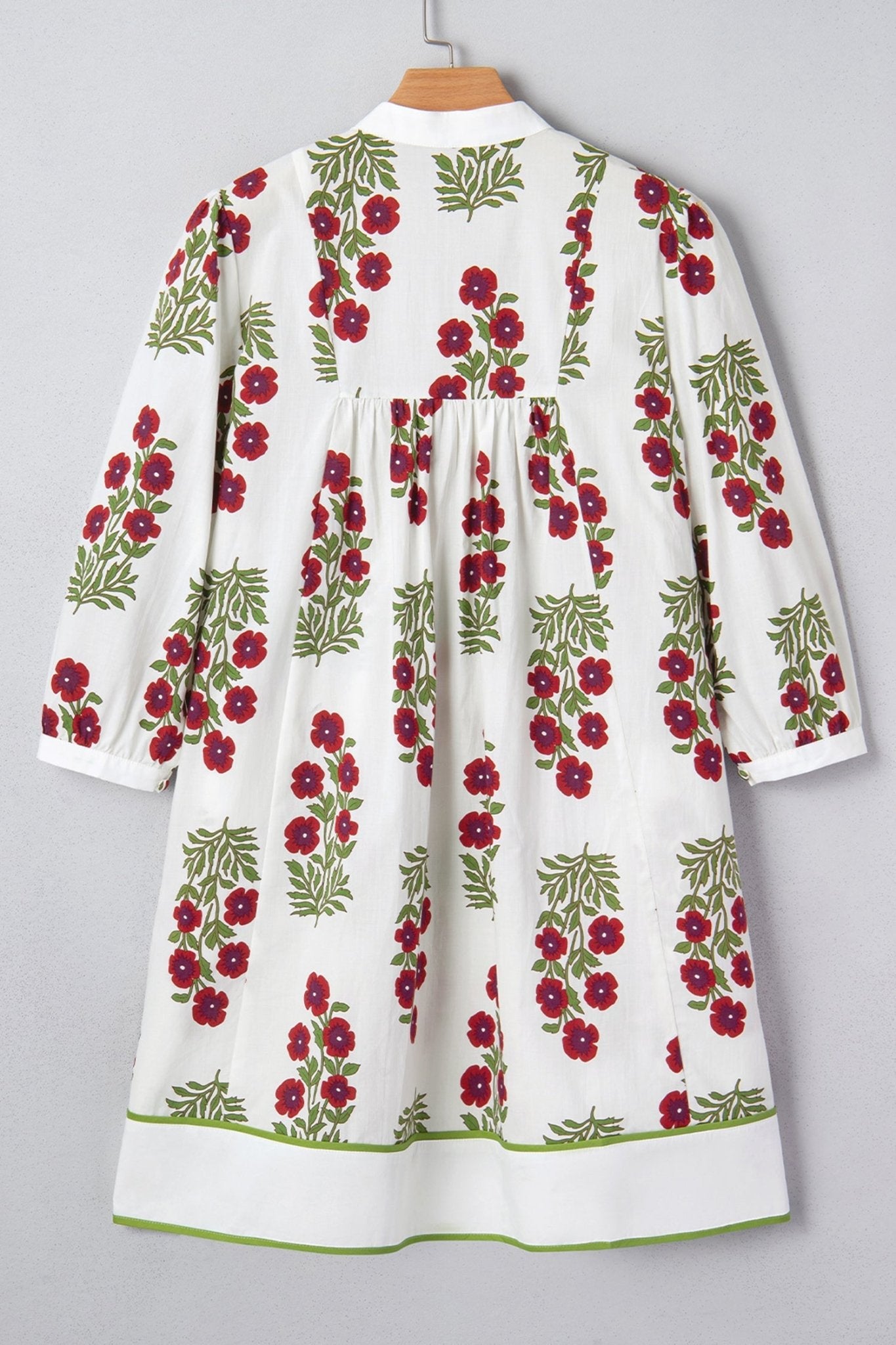 Halo Sleeve Loose Floral Dress - Hello Beautiful BoutiqueFloral DressesThreaded Pear