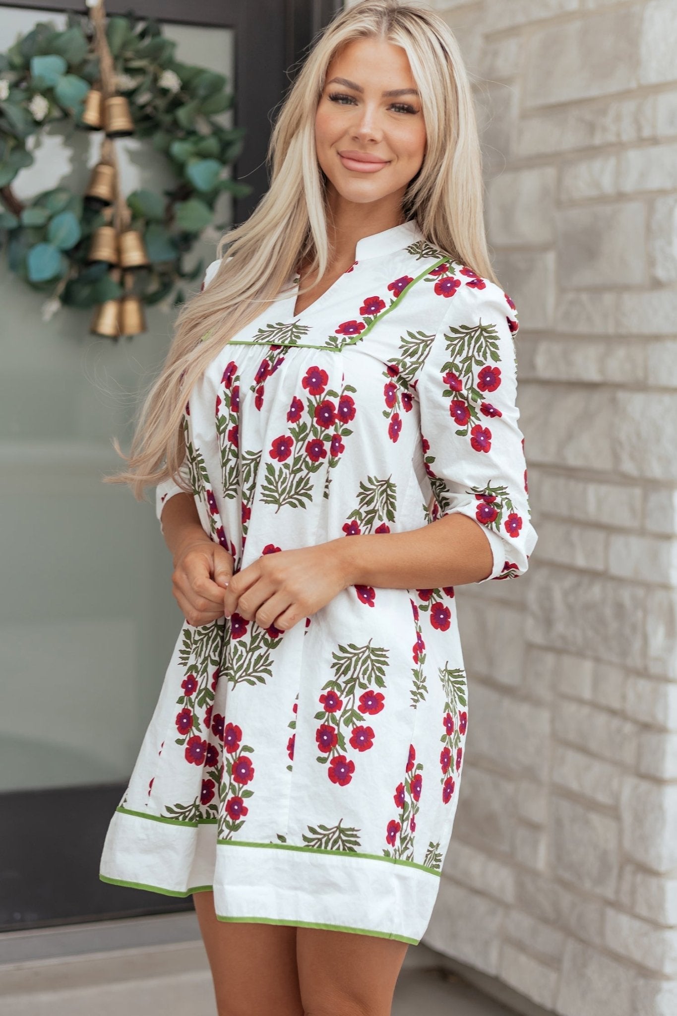 Halo Sleeve Loose Floral Dress - Hello Beautiful BoutiqueFloral DressesThreaded Pear