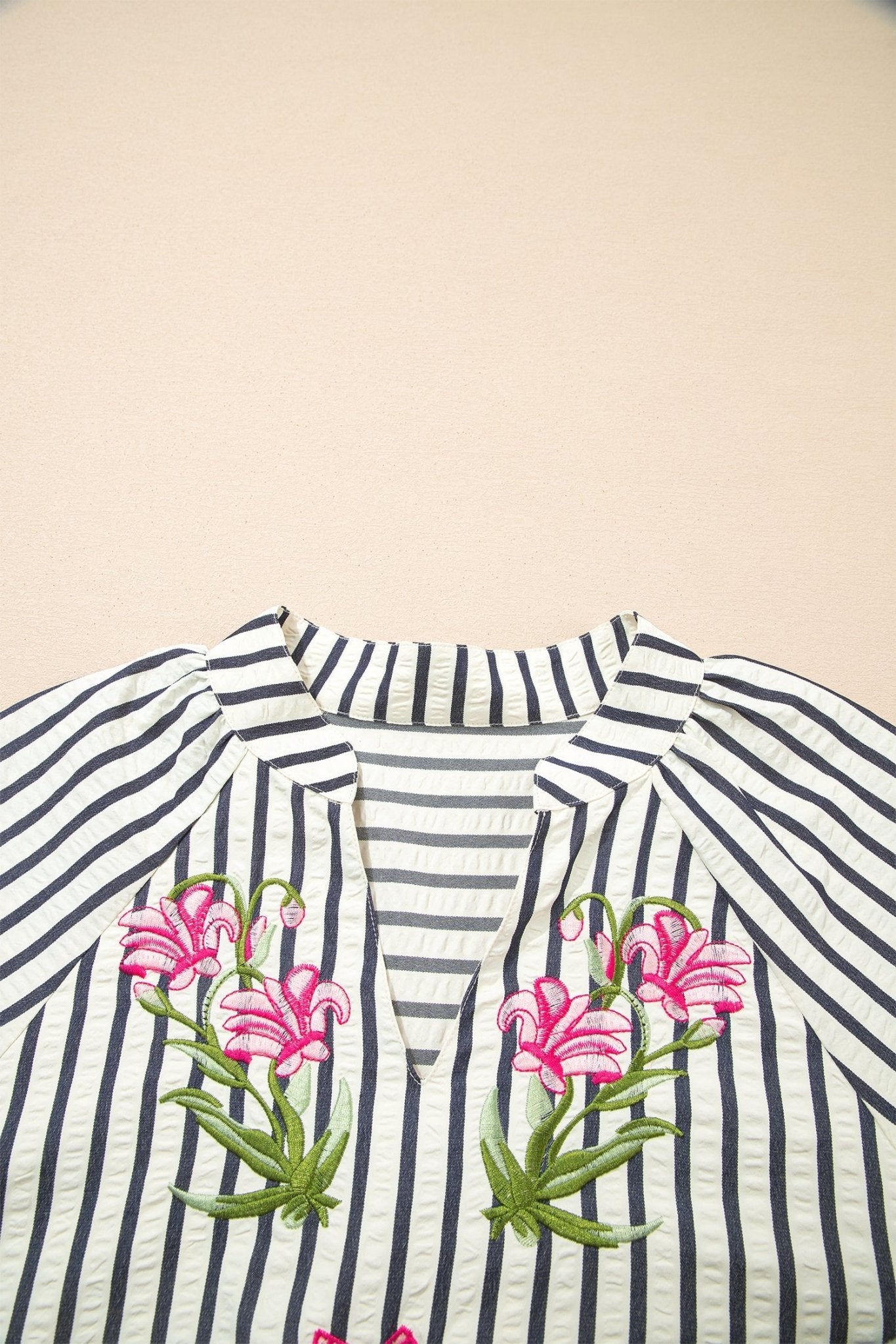 Harmoni Detail Short Sleeve Blouse - Hello Beautiful BoutiqueBlouses & ShirtsThreaded Pear