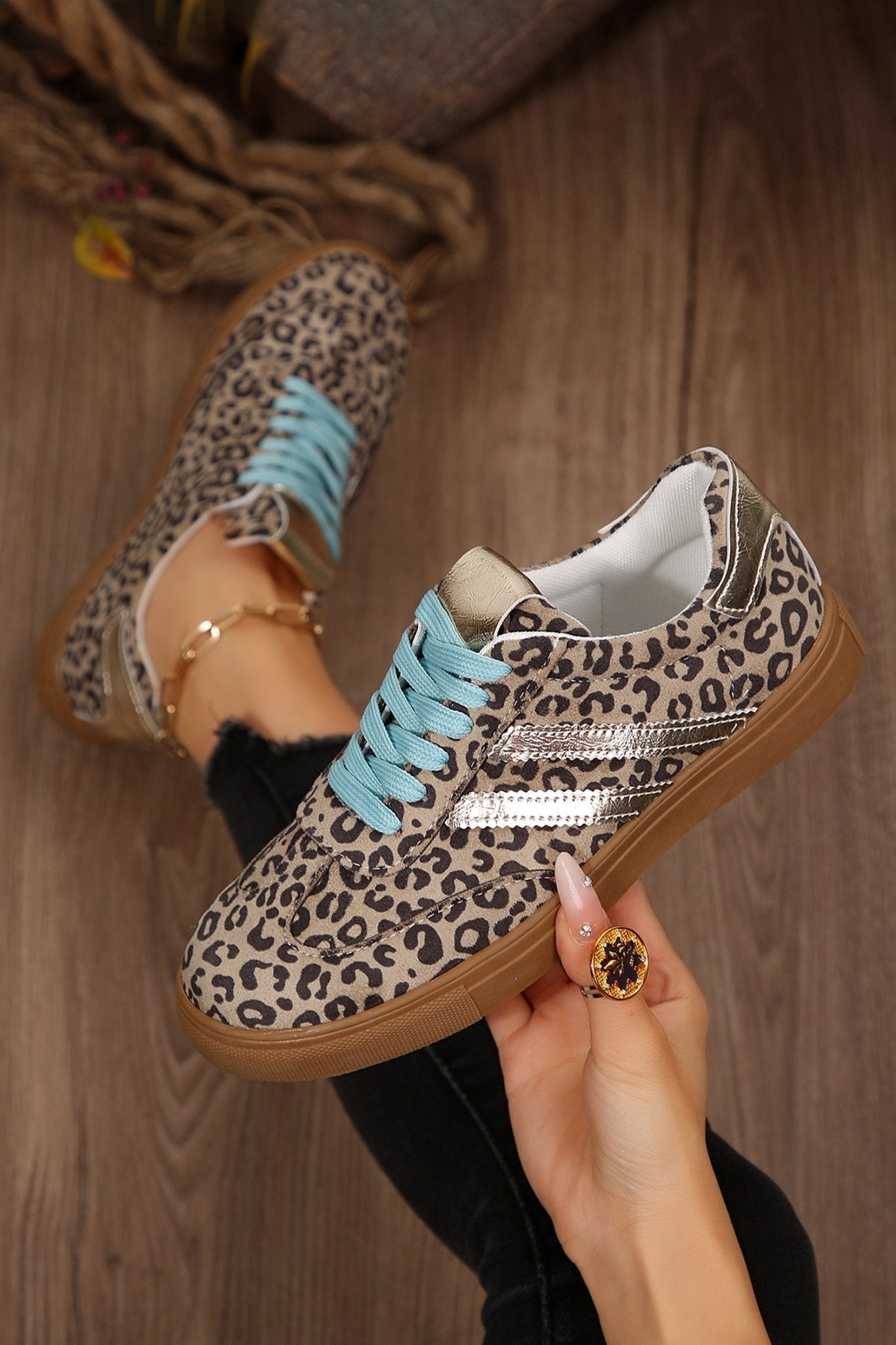Harmony Detail Lace Up Sneakers - Hello Beautiful BoutiqueWomens ShoesThreaded Pear