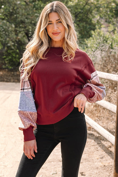 Hollihanna Sleeve Raw Seam Sweatshirt - Hello Beautiful BoutiqueSweatshirts & HoodiesThreaded Pear
