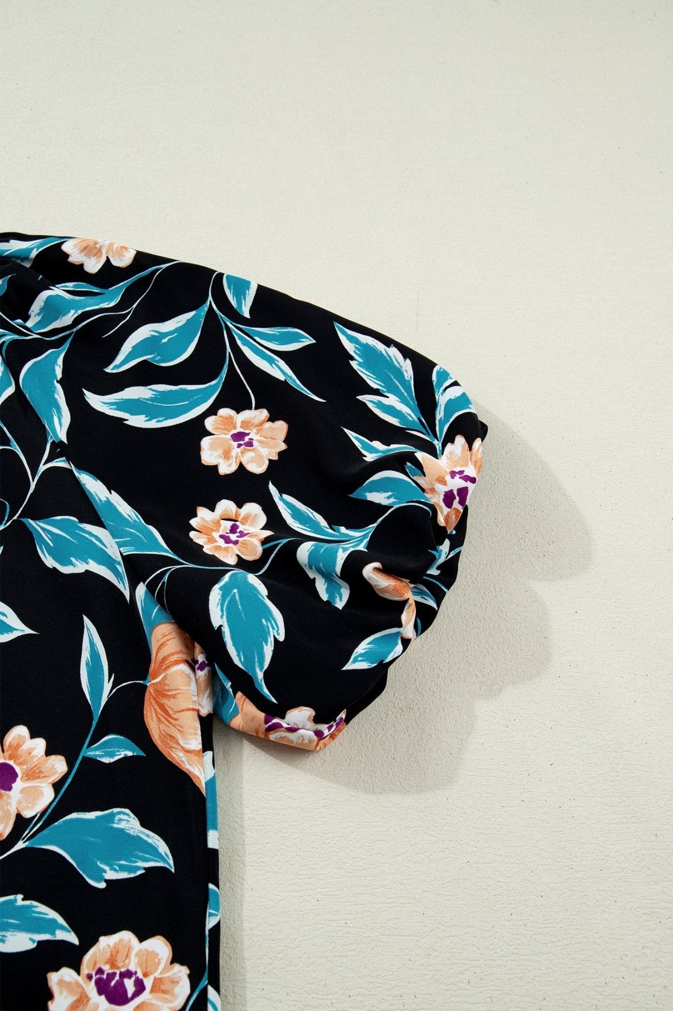 Ila Bubble Sleeve Notched Blouse - Hello Beautiful BoutiqueBlouses & ShirtsThreaded Pear