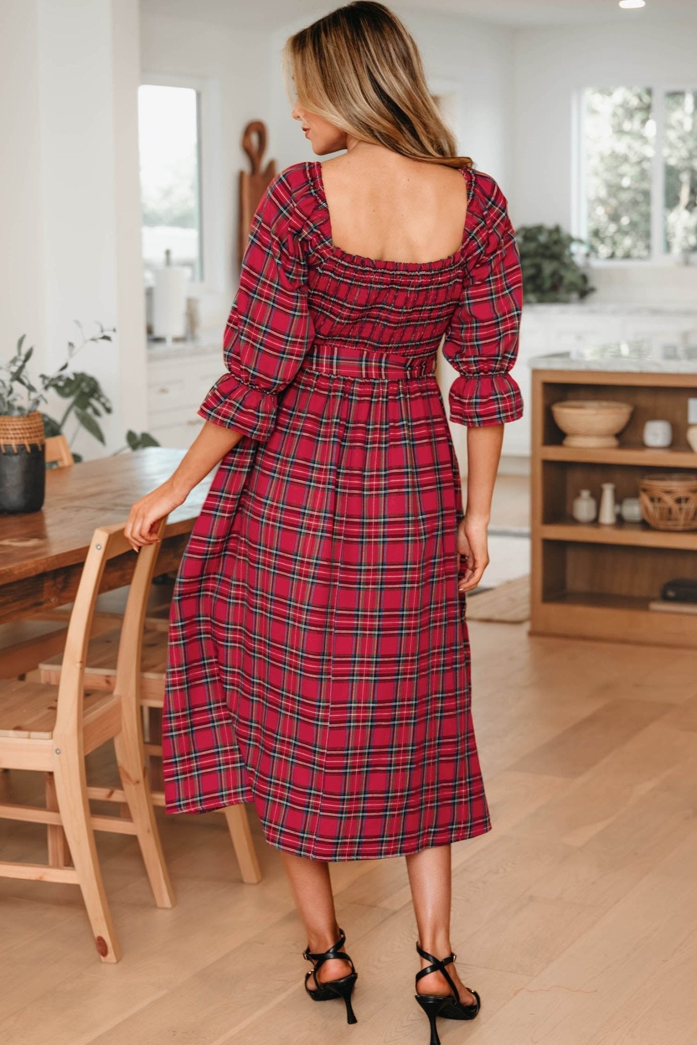 Jazmin Waist Flared Midi Dress - Hello Beautiful BoutiqueMidi DressesThreaded Pear