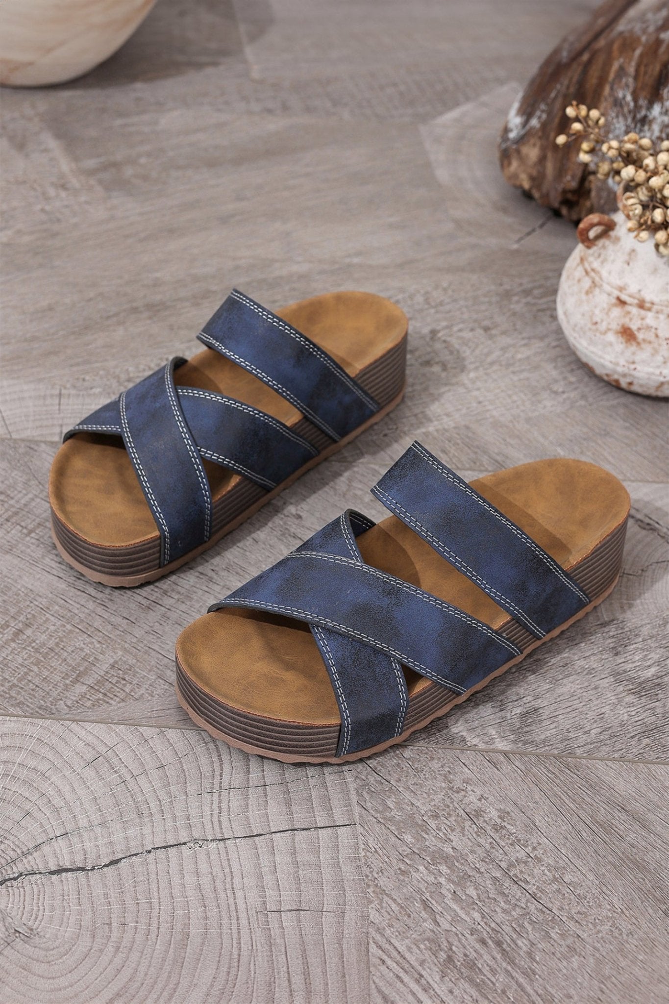 Kayla Band Retro Platform Slippers - Hello Beautiful BoutiqueSlippersThreaded Pear