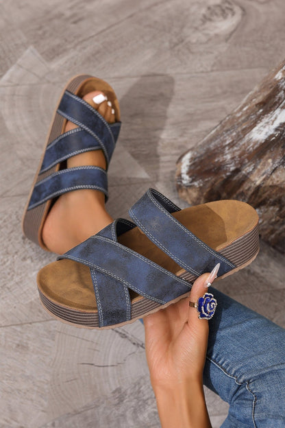 Kayla Band Retro Platform Slippers - Hello Beautiful BoutiqueSlippersThreaded Pear
