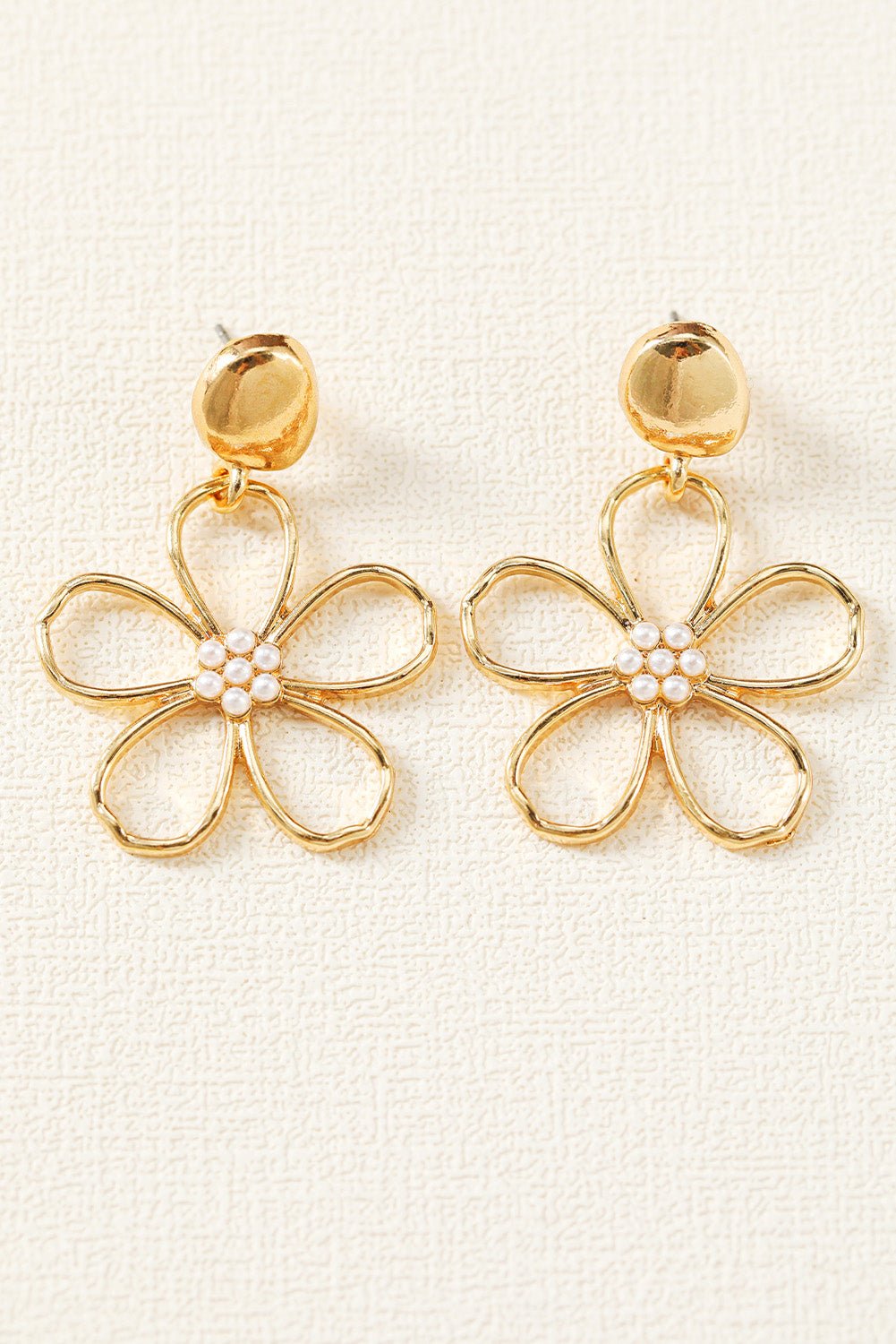 Kendall Pearl Decor Stud Earrings - Hello Beautiful BoutiqueJewelryThreaded Pear