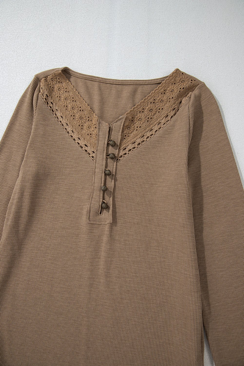 Khaleesi anglaise Broider Ribbed Long Sleeve Top - Hello Beautiful BoutiqueLong Sleeve TopsThreaded Pear