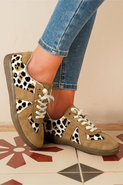 Kyla Lace Up Flat Shoes - Hello Beautiful BoutiqueWomens ShoesThreaded Pear