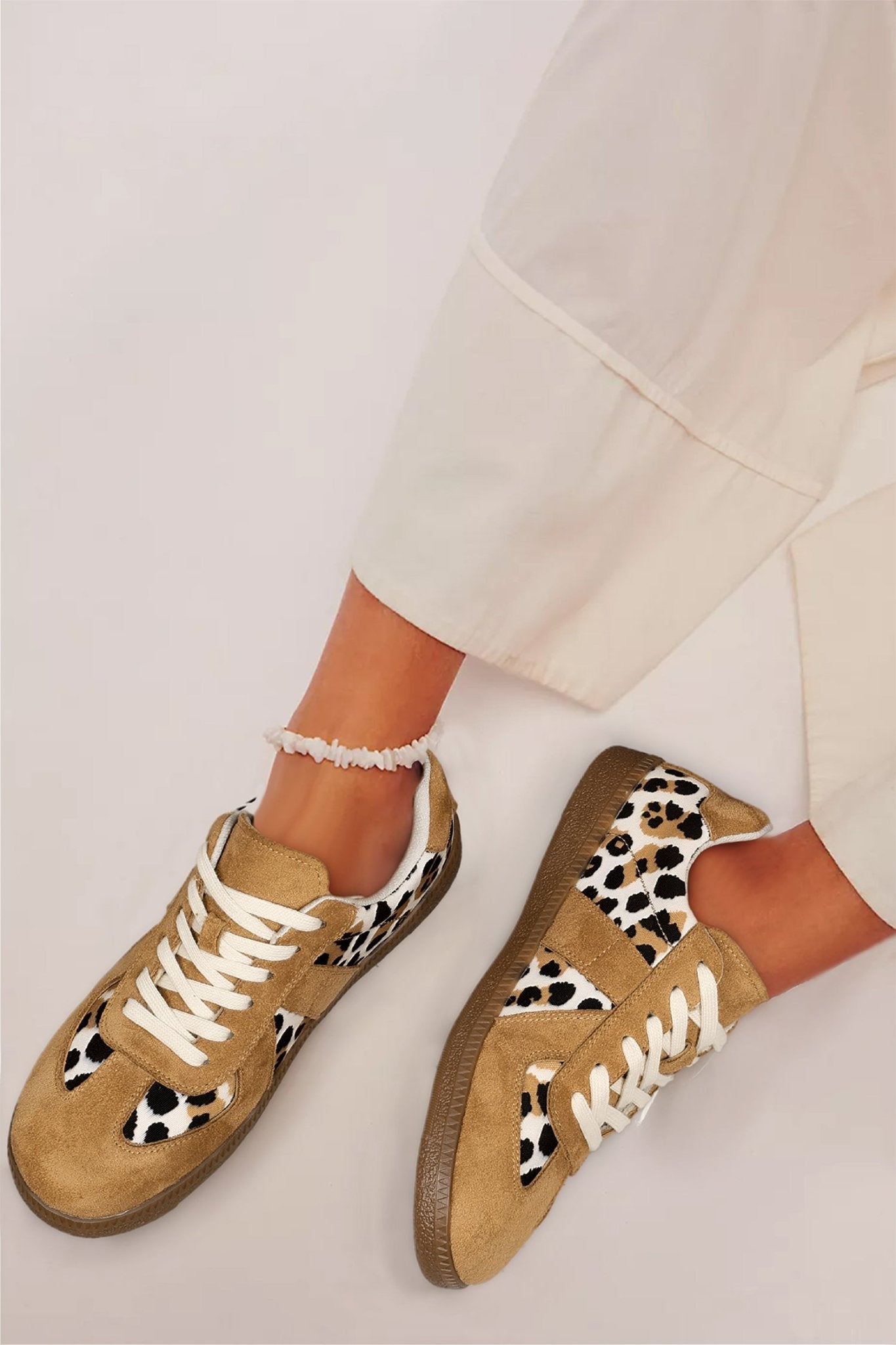 Kyla Lace Up Flat Shoes - Hello Beautiful BoutiqueWomens ShoesThreaded Pear