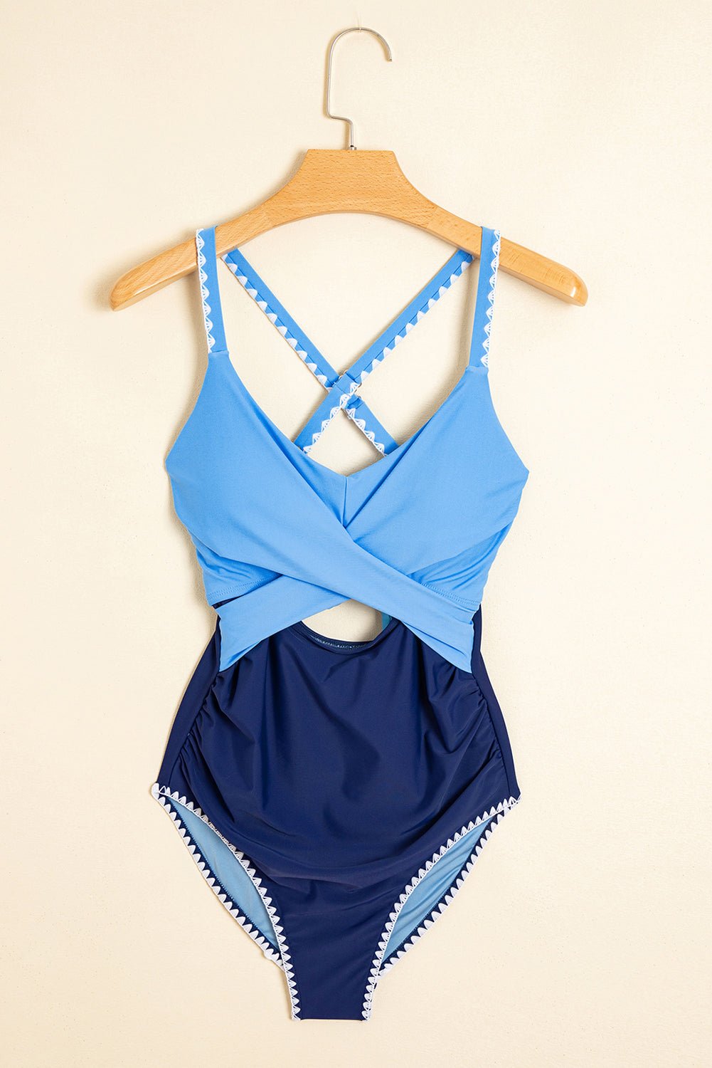 Laila Cutout One Piece Swimsuit - Hello Beautiful BoutiqueOne Piece SwimsuitThreaded Pear