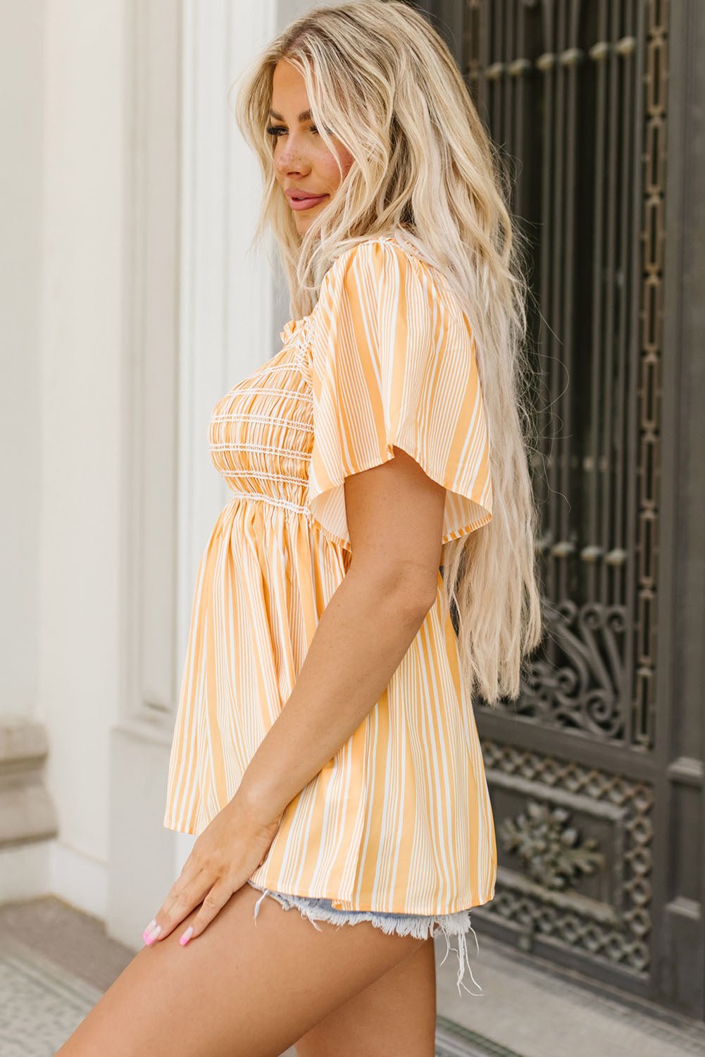 Lakelyn Print Smocked Flowy Blouse - Hello Beautiful Boutique20% OFFThreaded Pear