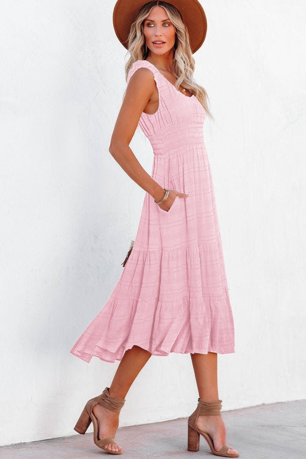 Lauren Square Sleeveless Midi Dress - Hello Beautiful BoutiqueMidi DressesThreaded Pear