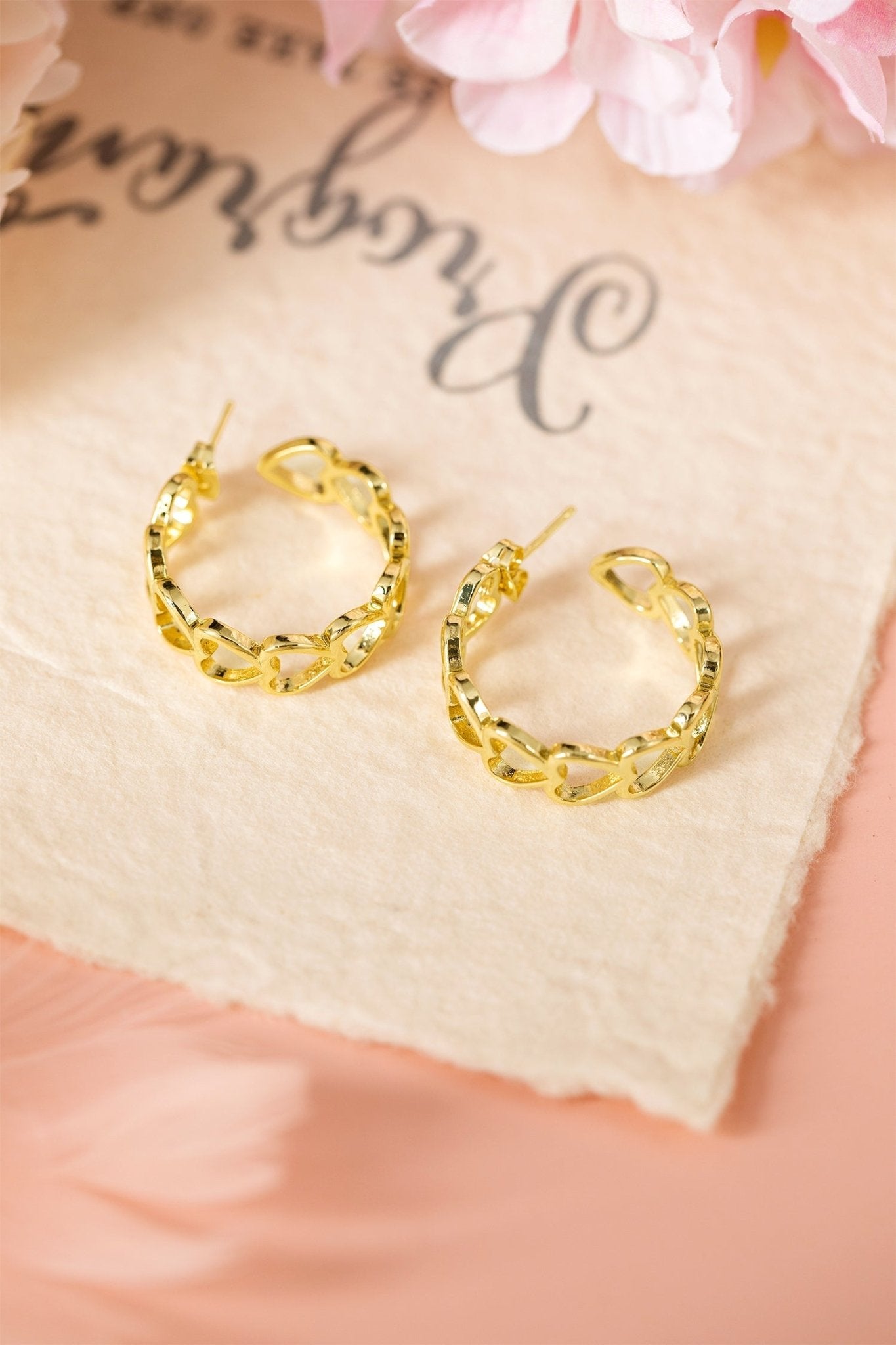 Lavender Link Hoop Stud Earrings - Hello Beautiful BoutiqueJewelryThreaded Pear