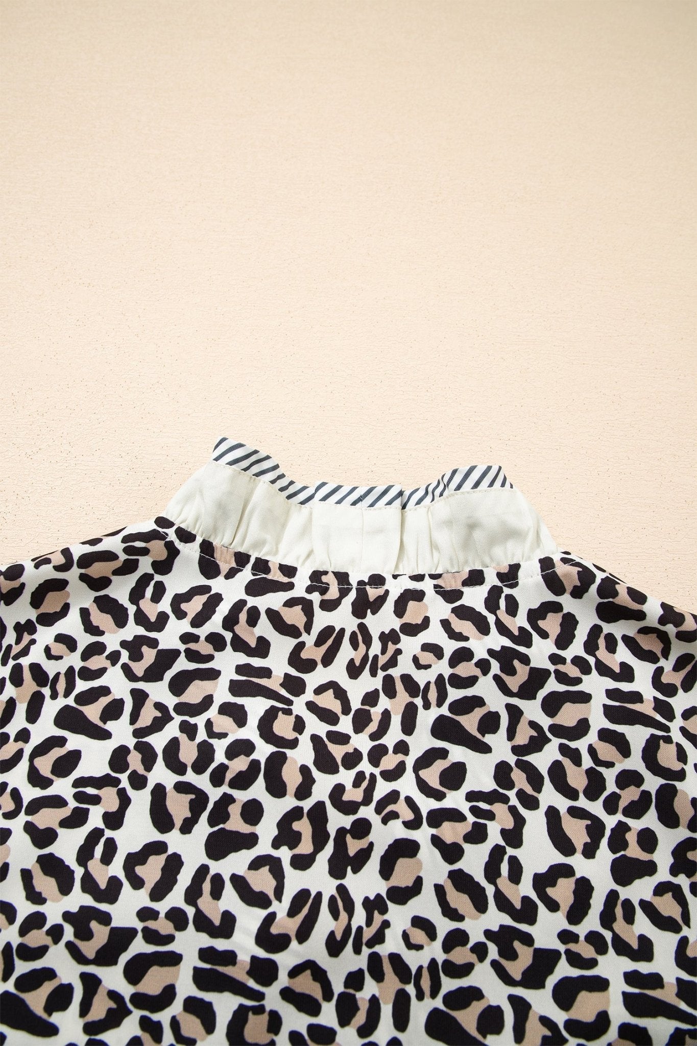 Lena Trim Short Sleeve Blouse - Hello Beautiful BoutiqueBlouses & ShirtsThreaded Pear