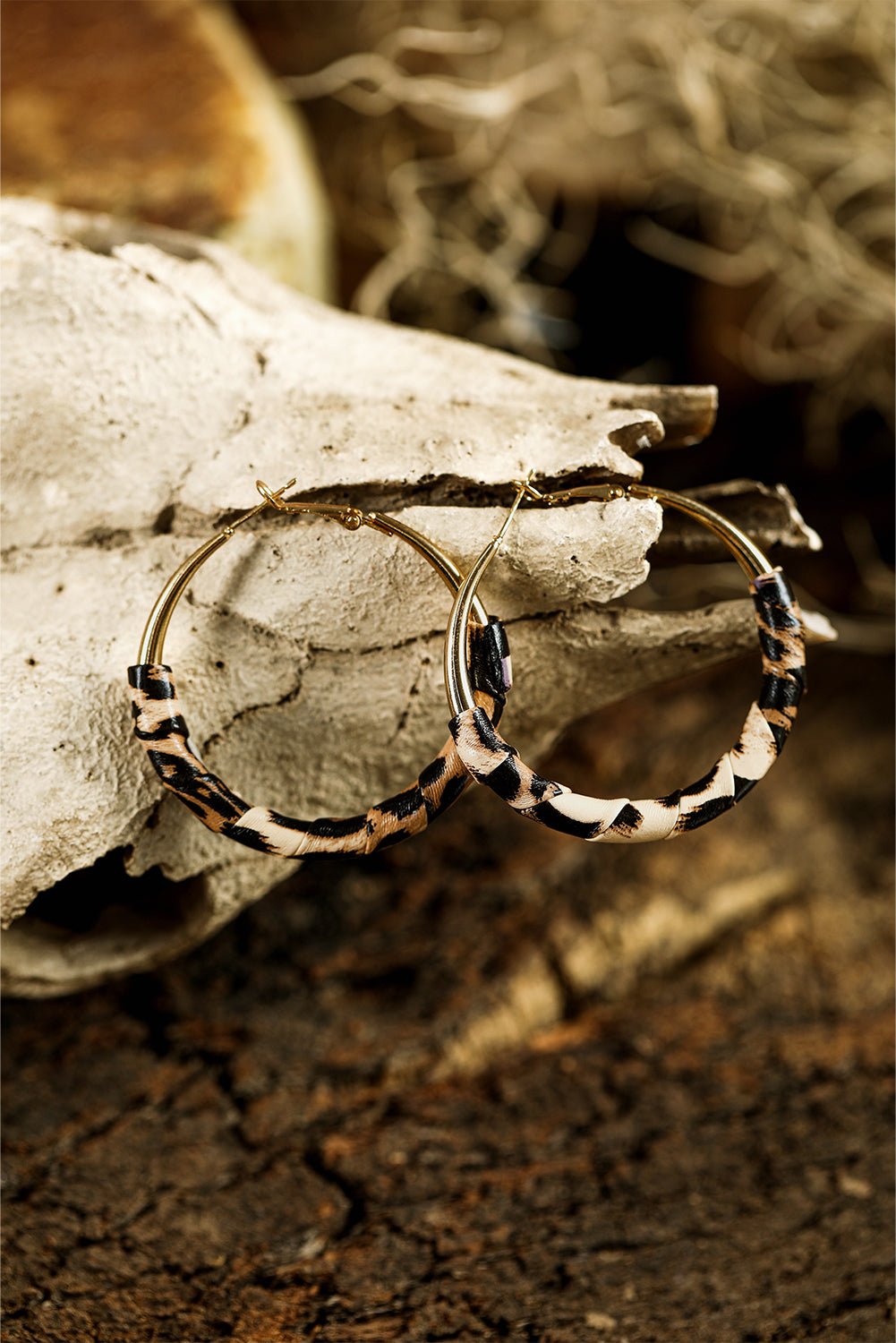 Lettie Plated Detail Hoop Earrings - Hello Beautiful BoutiqueJewelryThreaded Pear