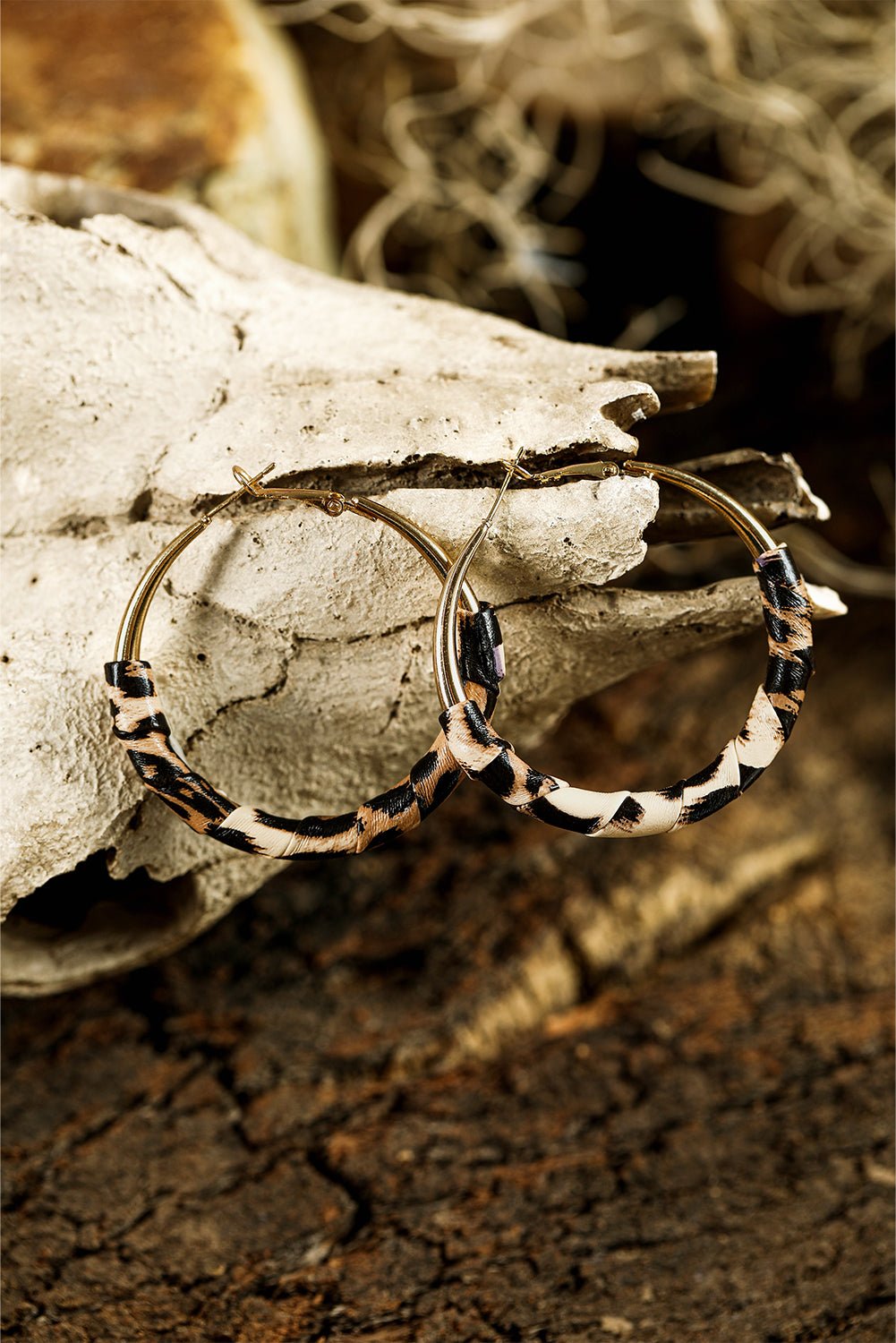 Lettie Plated Detail Hoop Earrings - Hello Beautiful BoutiqueJewelryThreaded Pear