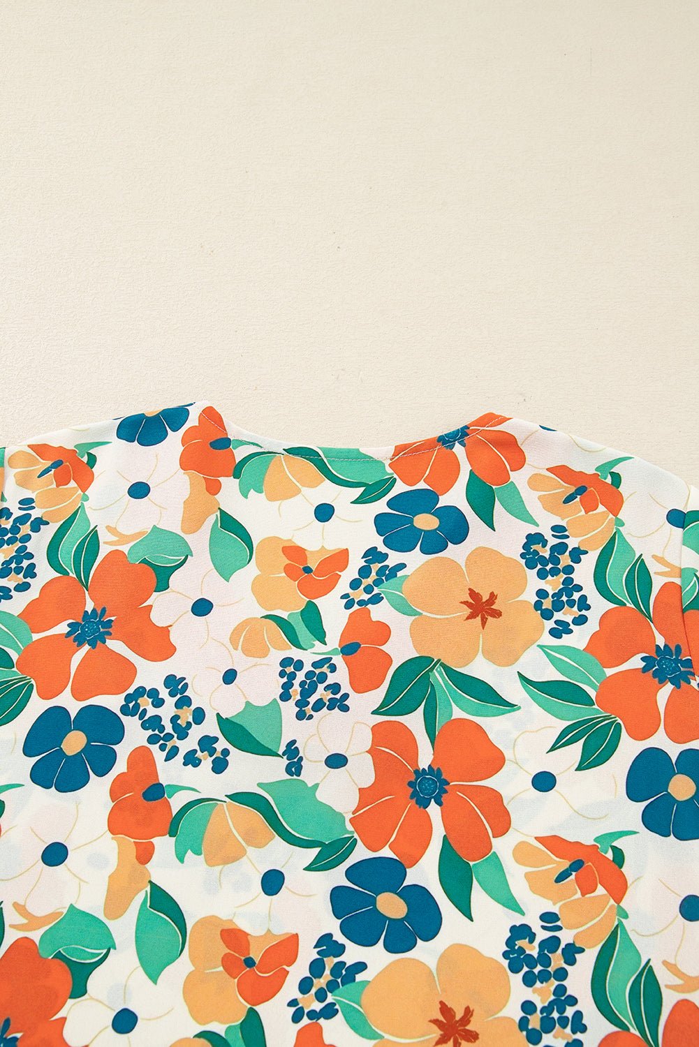 Lily Print Bracelet Sleeve Blouse - Hello Beautiful BoutiqueBlouses & ShirtsThreaded Pear
