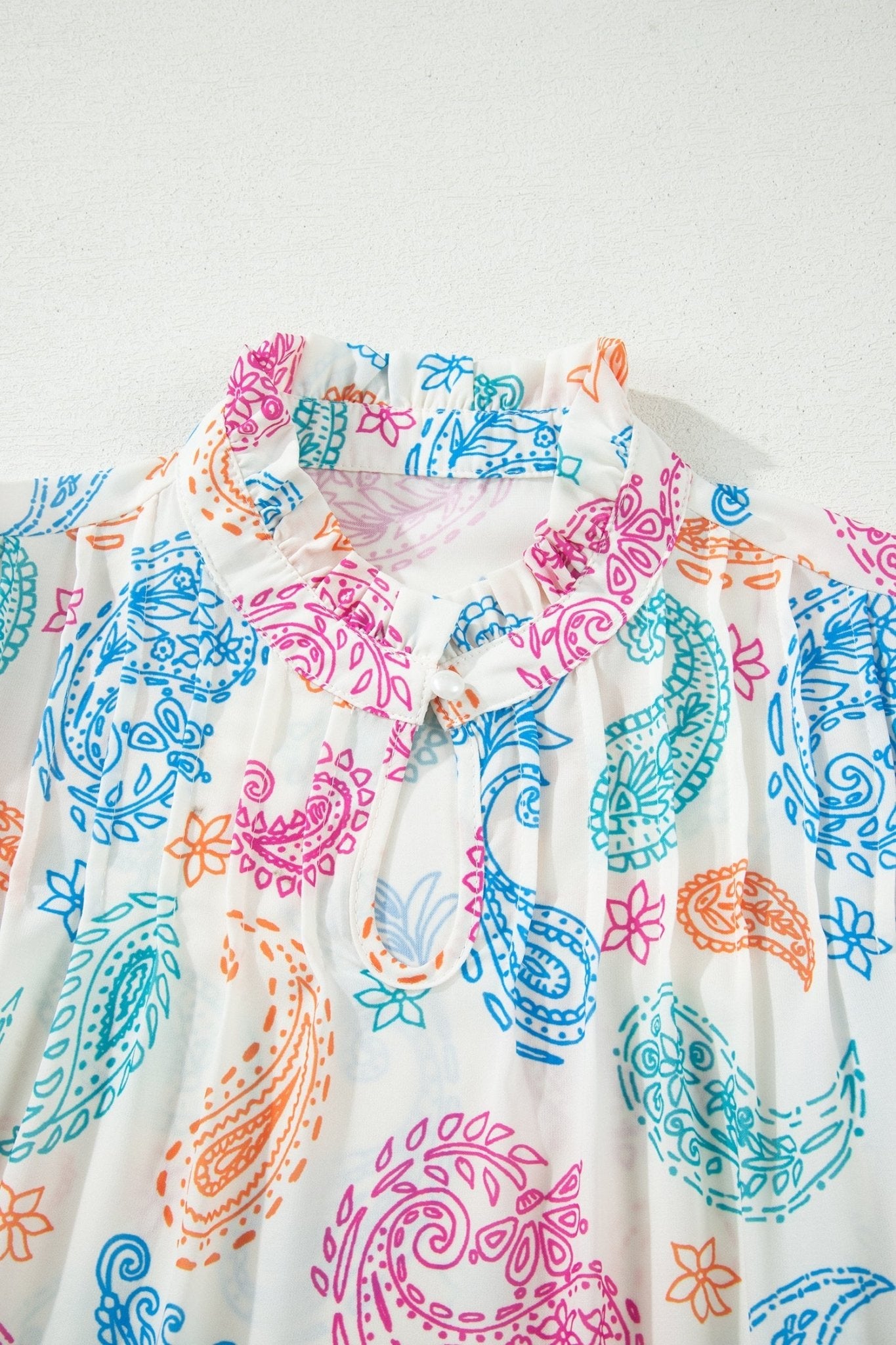 Lilyana Keyhole Puff Sleeve Blouse - Hello Beautiful BoutiqueBlouses & ShirtsThreaded Pear