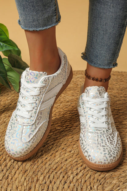 Logan Printed Lace Up Sneakers - Hello Beautiful BoutiqueWomens ShoesThreaded Pear