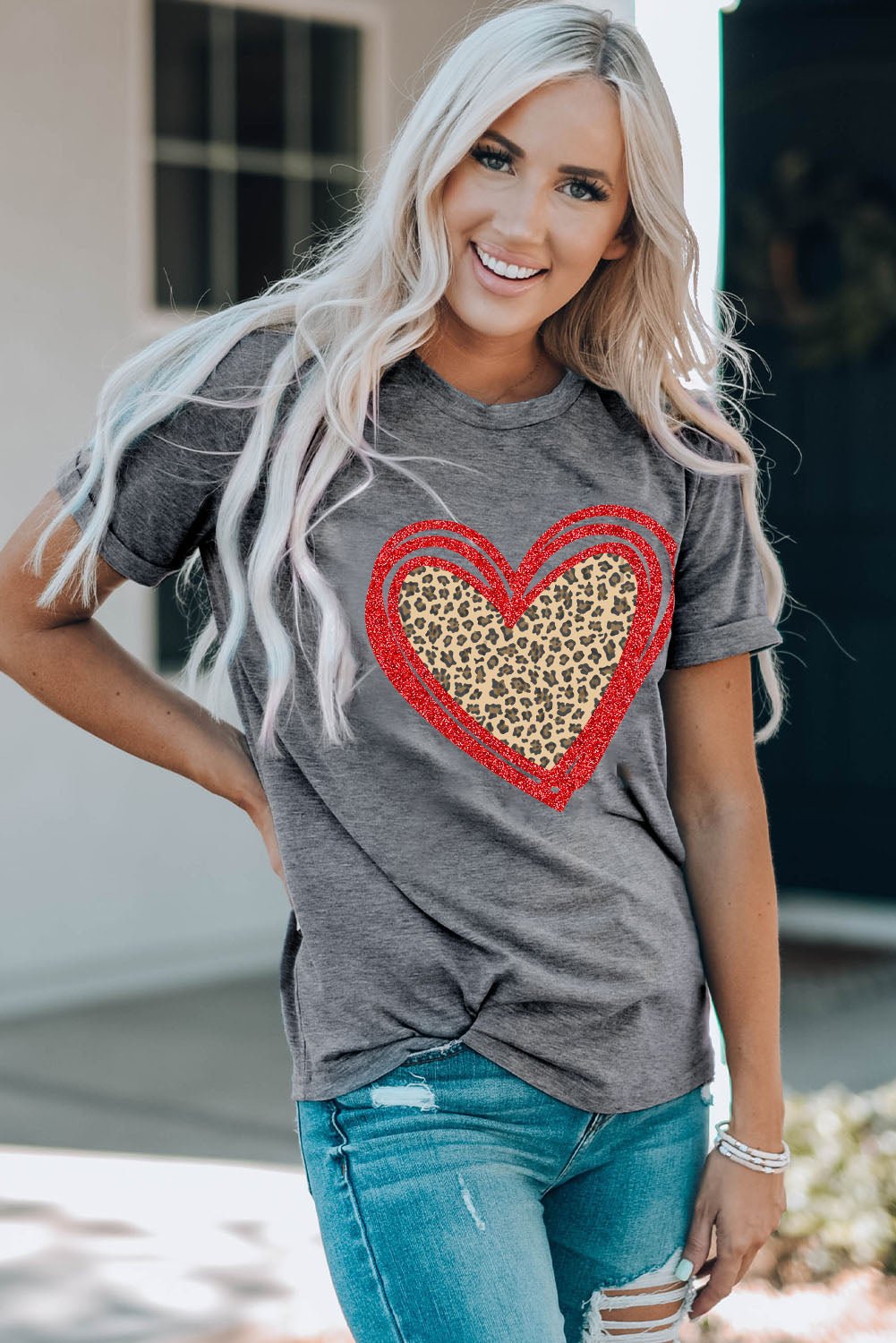 Louise Graphic T Shirt T-Shirt - Hello Beautiful BoutiqueGraphic TeesThreaded Pear