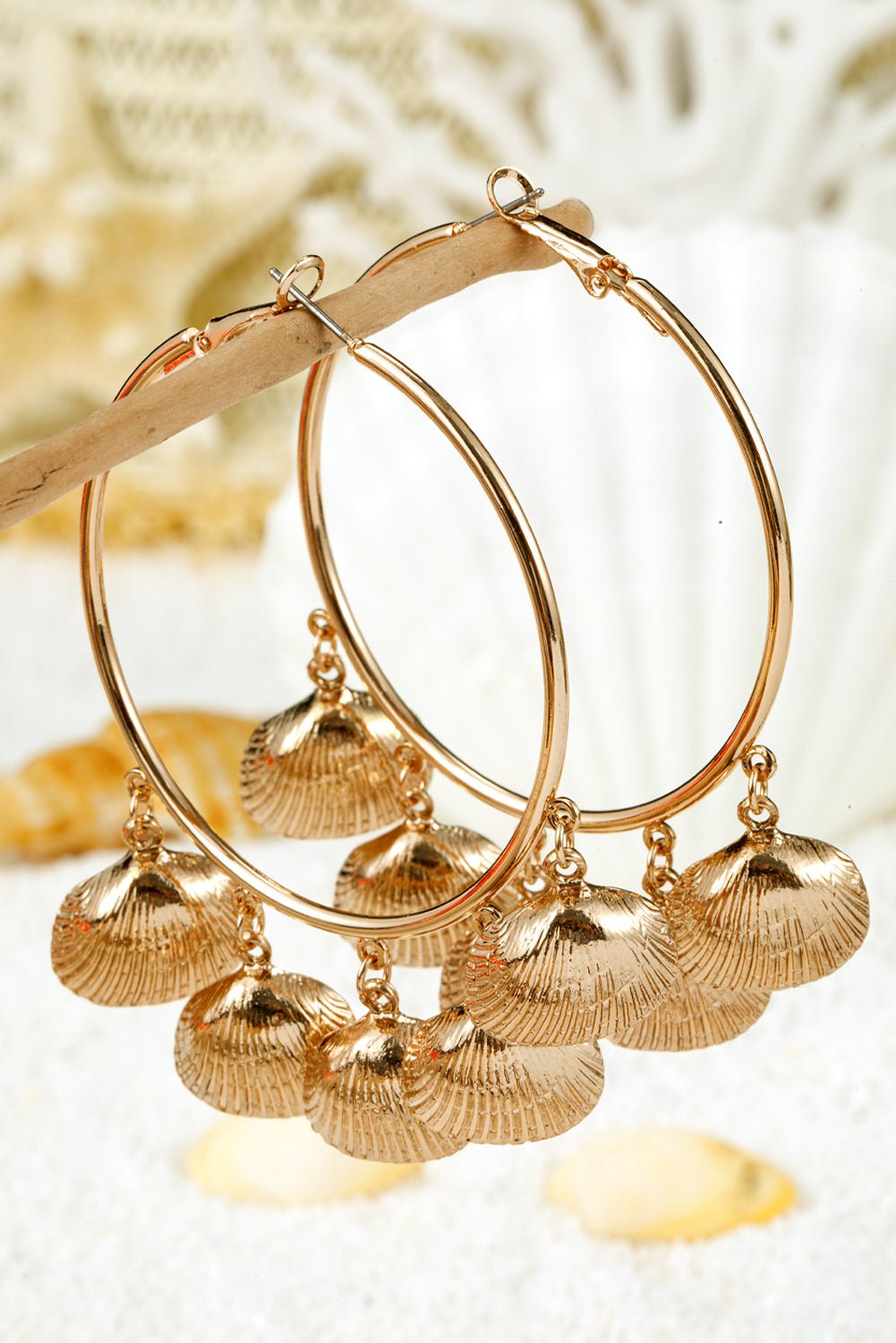 Lyra Vacation Shell Hoop Earrings - Hello Beautiful BoutiqueJewelryThreaded Pear