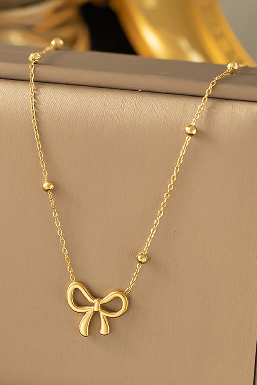Macie Pendant Plated Choker Necklace - Hello Beautiful BoutiqueJewelryThreaded Pear
