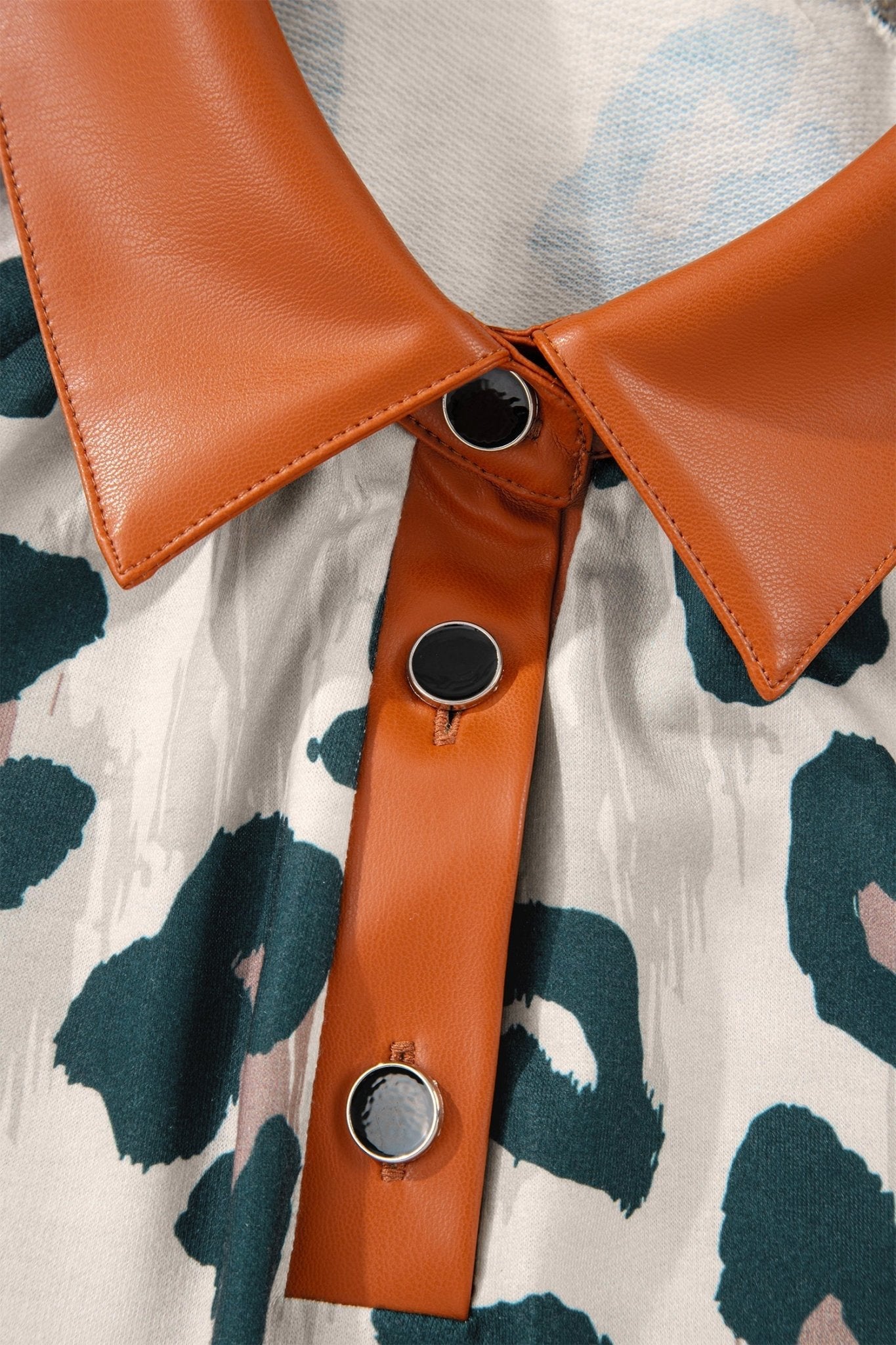 Madelynn Collared Short Sleeve Blouse - Hello Beautiful BoutiqueBlouses & ShirtsThreaded Pear