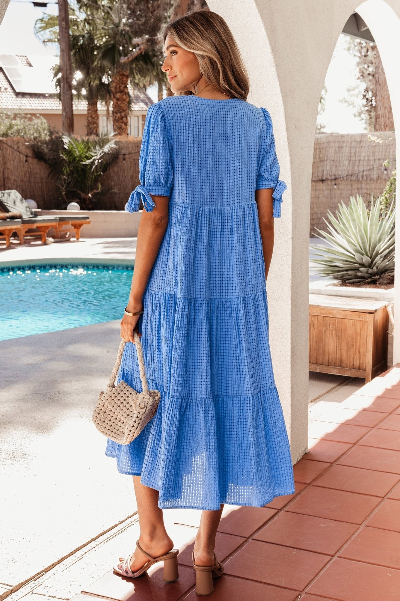 Madelynn Sleeve Tiered Midi Dress - Hello Beautiful BoutiqueMidi DressesThreaded Pear