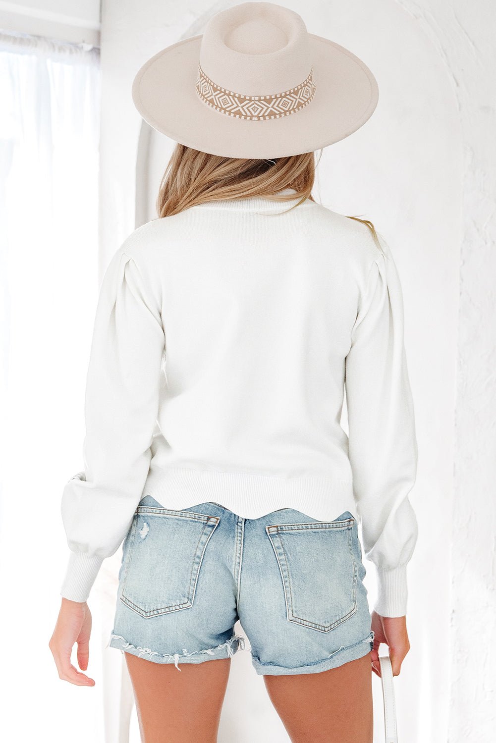 Mia Scallop Hem Cropped Sweater - Hello Beautiful BoutiqueSweatersThreaded Pear