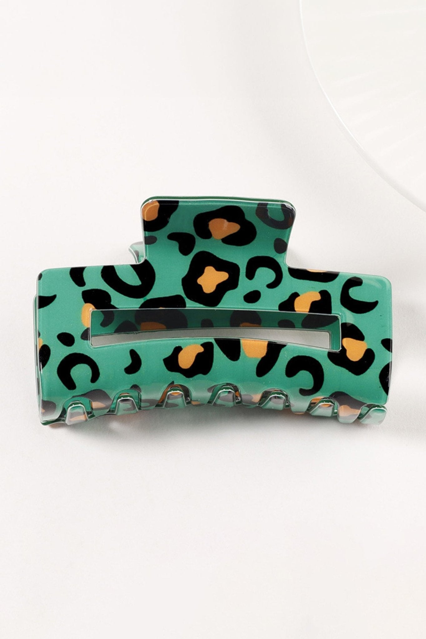 Millie Plastic Hair Claw Clip - Hello Beautiful BoutiqueHeadwearThreaded Pear