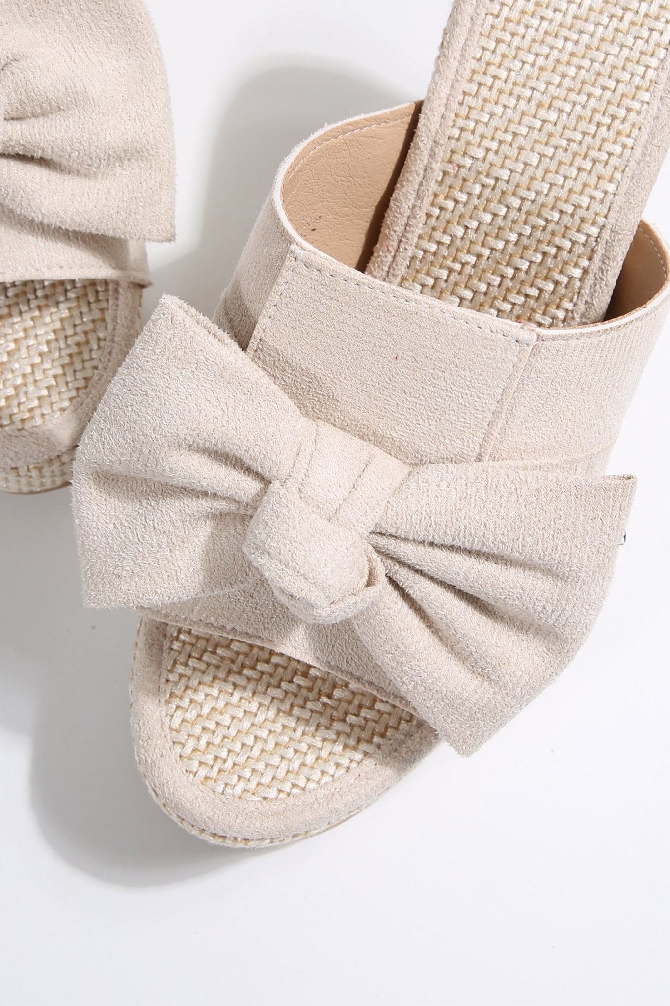 Nyomi Studded Wedge Platform Slippers - Hello Beautiful BoutiqueSlippersThreaded Pear