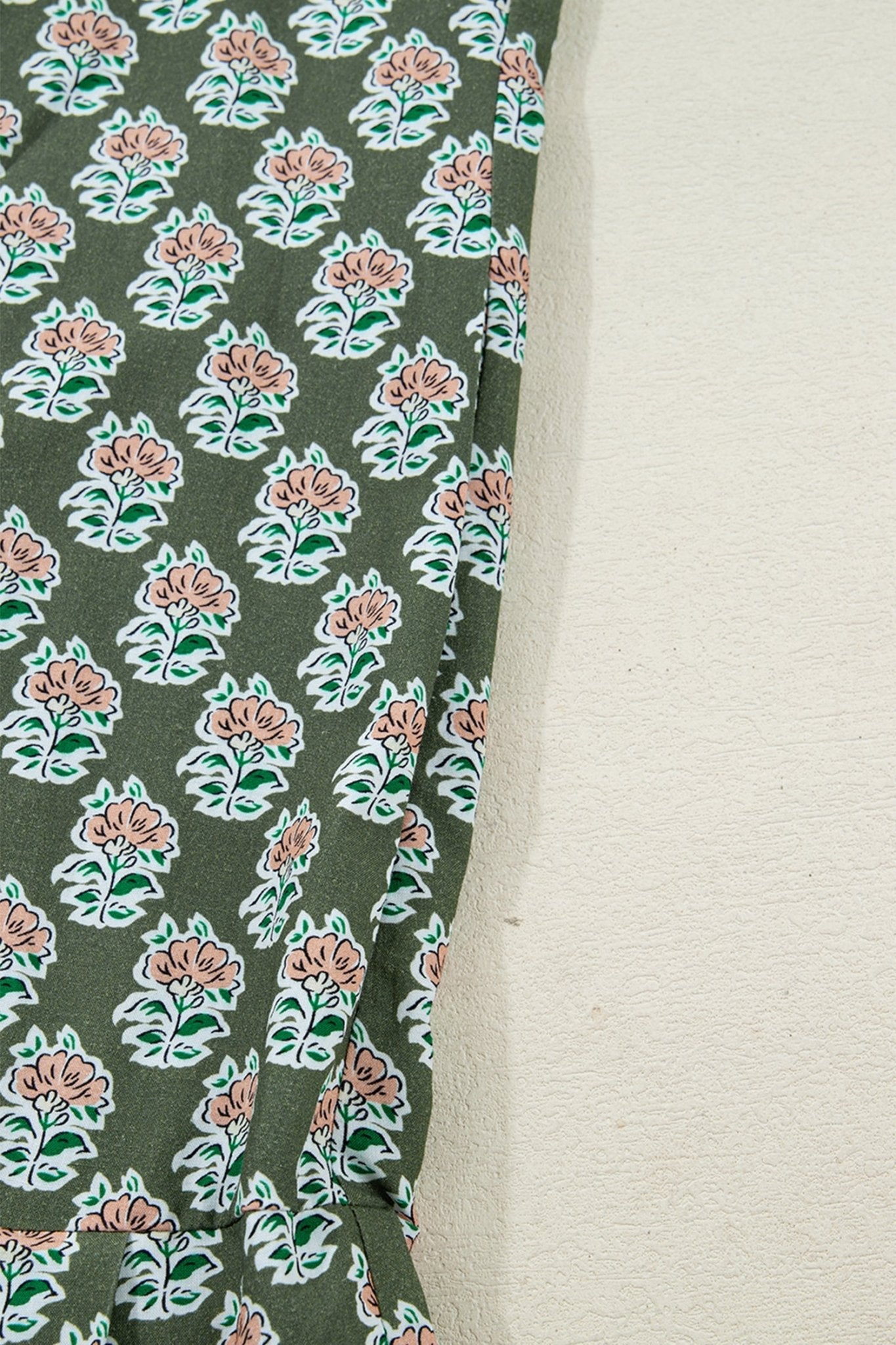 Olivia 4 Sleeve Floral PLUS Dress - Hello Beautiful BoutiquePlus Size Mini DressesThreaded Pear