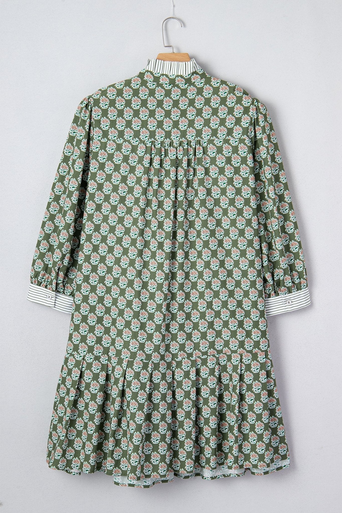 Olivia 4 Sleeve Floral PLUS Dress - Hello Beautiful BoutiquePlus Size Mini DressesThreaded Pear