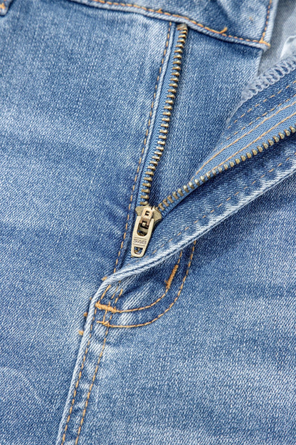 Rayne Wash Raw Hem Shorts - Hello Beautiful BoutiqueDenim ShortsThreaded Pear