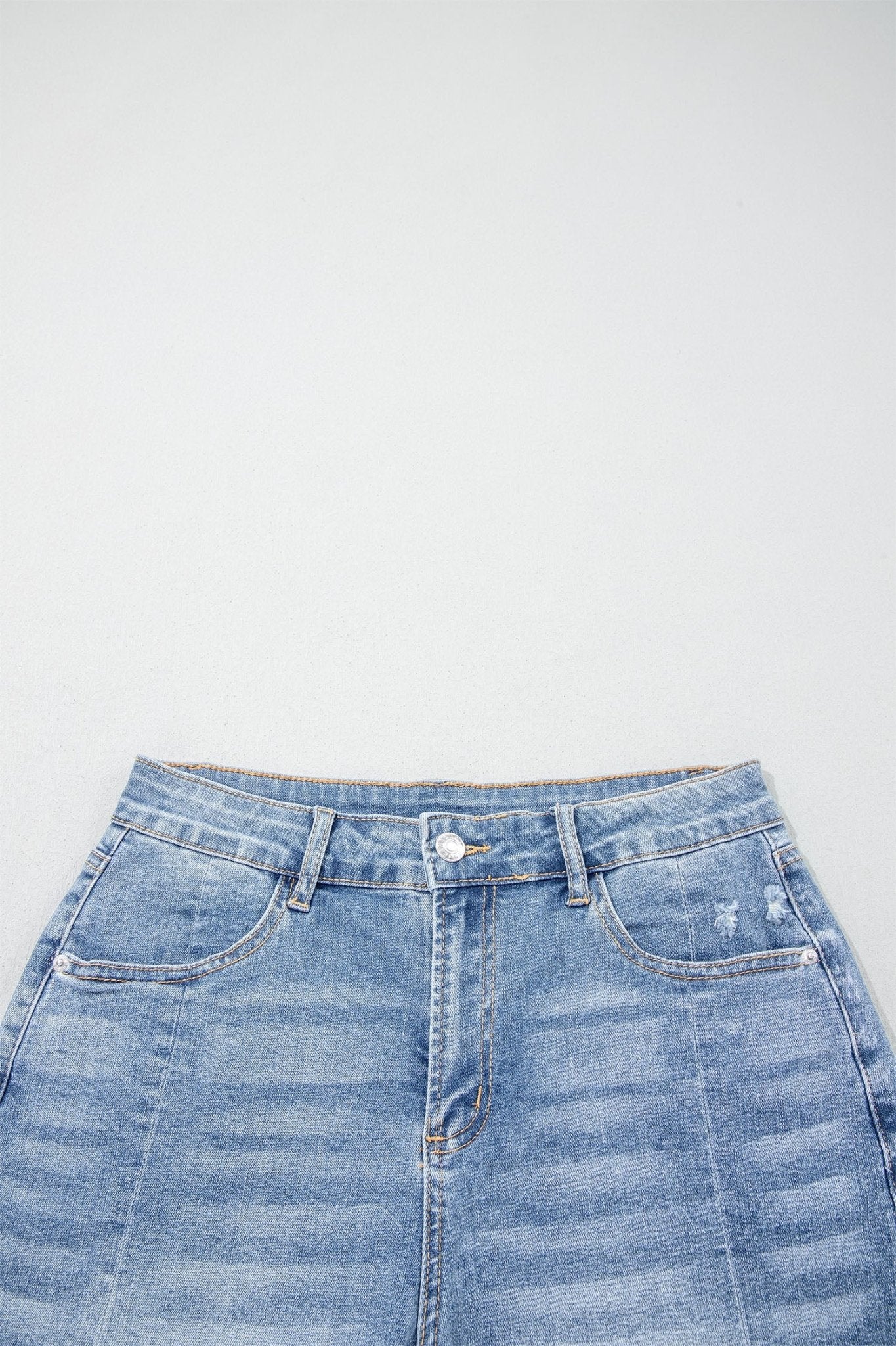 Rayne Wash Raw Hem Shorts - Hello Beautiful BoutiqueDenim ShortsThreaded Pear