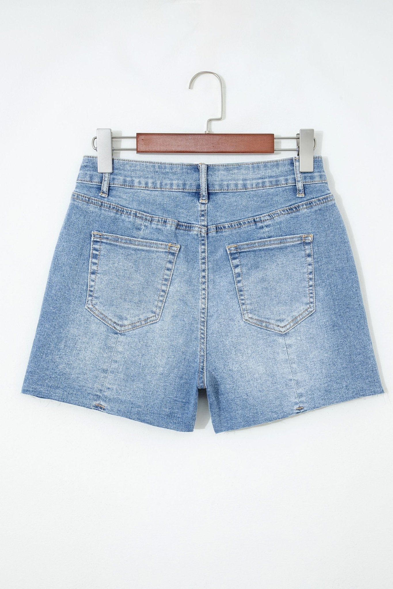 Rayne Wash Raw Hem Shorts - Hello Beautiful BoutiqueDenim ShortsThreaded Pear