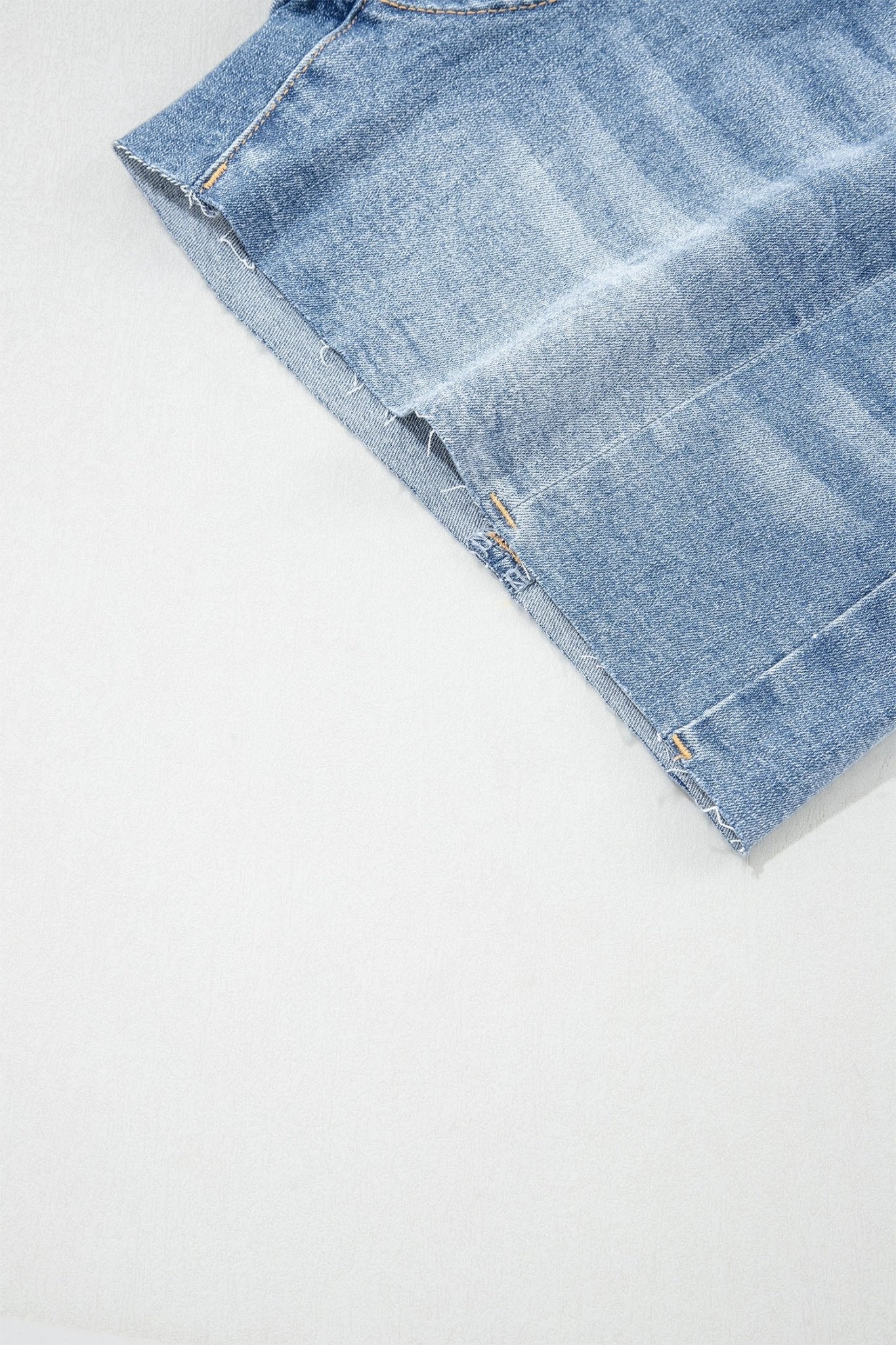 Rayne Wash Raw Hem Shorts - Hello Beautiful BoutiqueDenim ShortsThreaded Pear