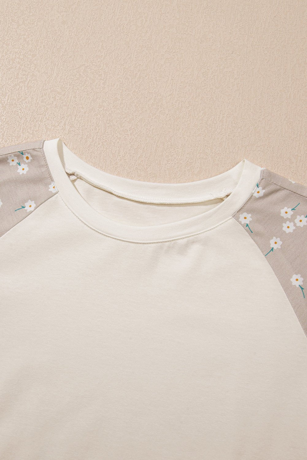 Rhea Raglan Sleeve T Shirt - Hello Beautiful BoutiqueTops & TeesThreaded Pear