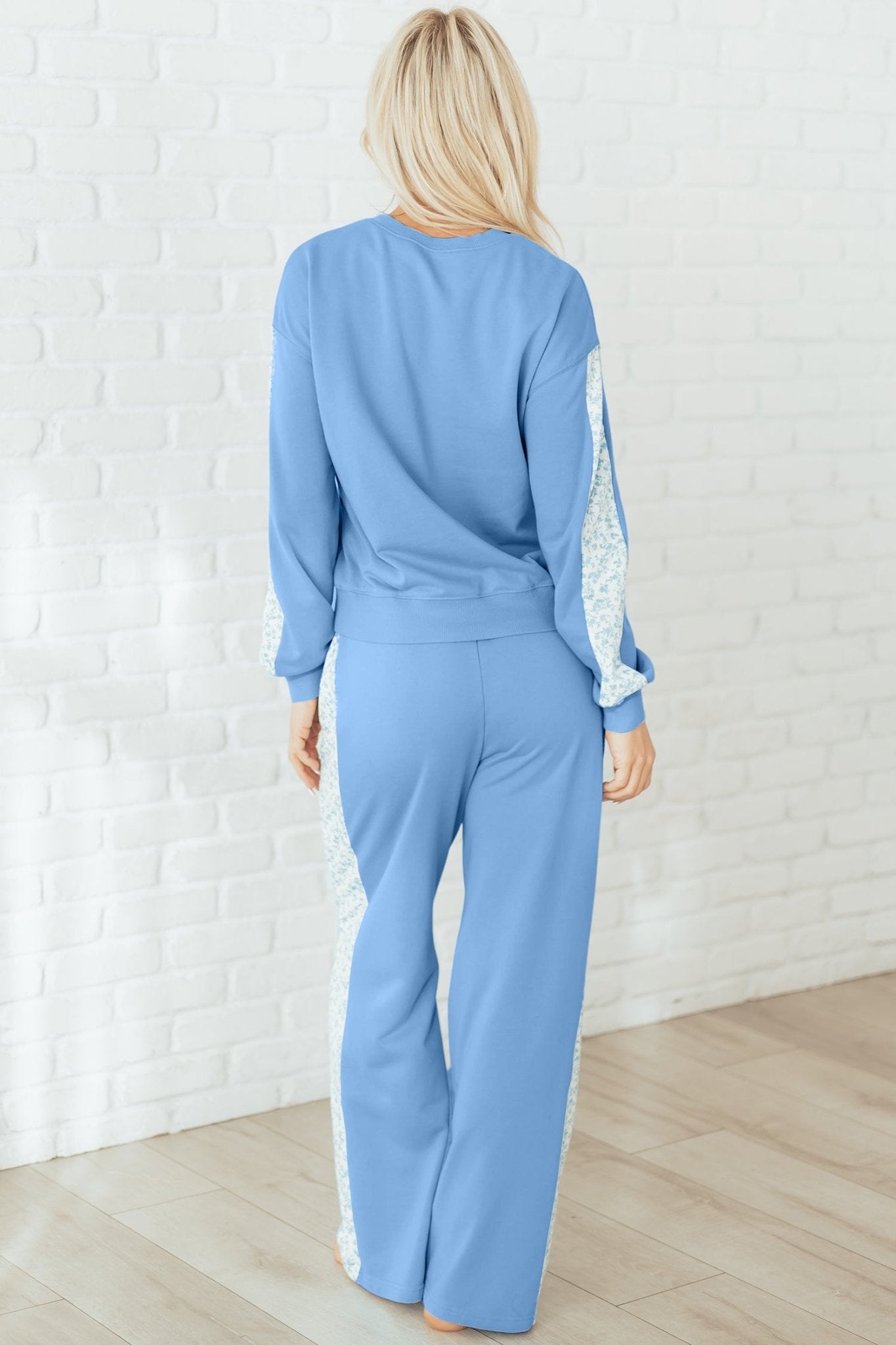 Robin and Sweatpants Lounge Set - Hello Beautiful BoutiqueLoungewearThreaded Pear