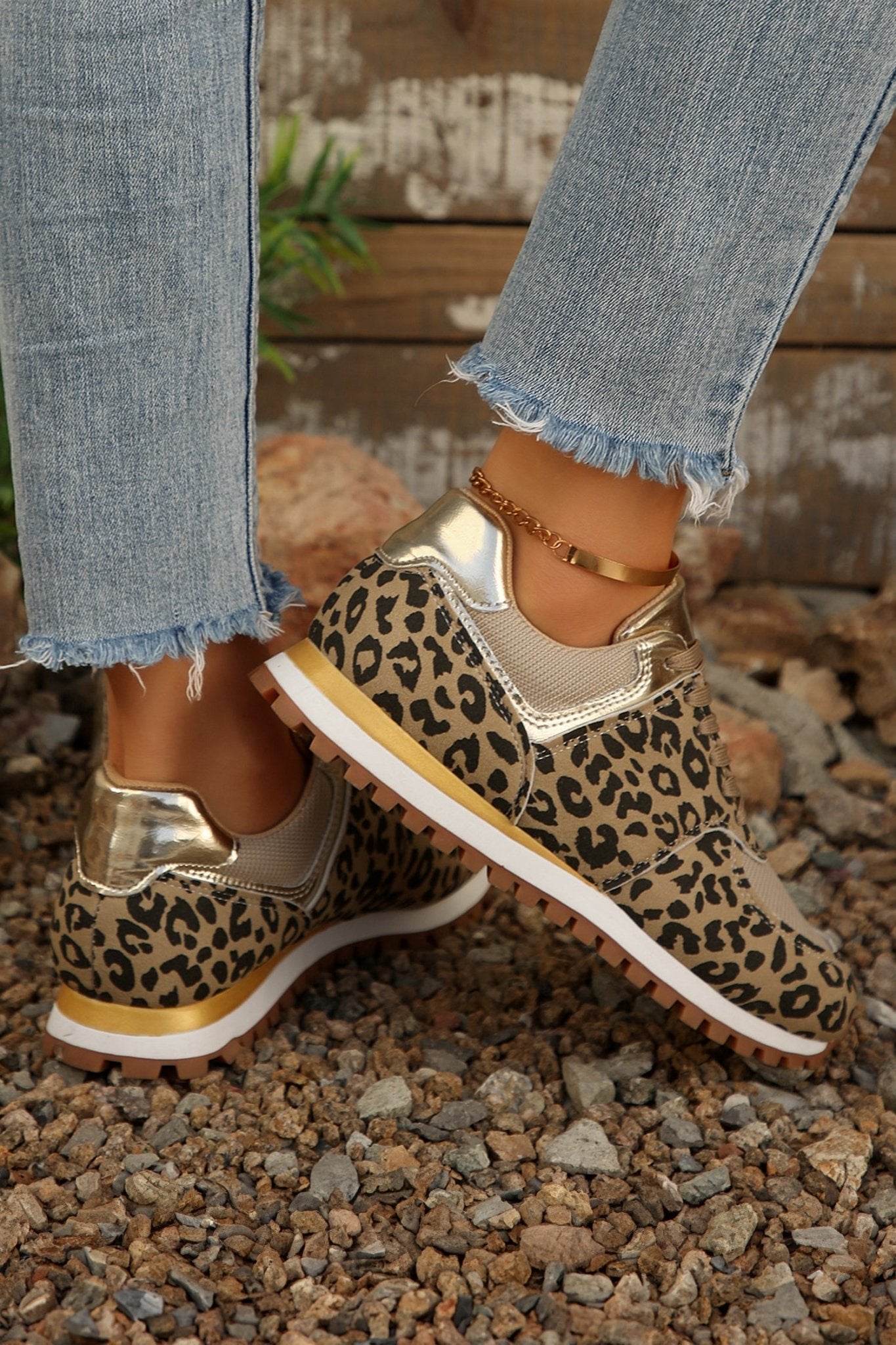 Romy Patchwork Lace Up Sneakers - Hello Beautiful BoutiqueWomens ShoesThreaded Pear