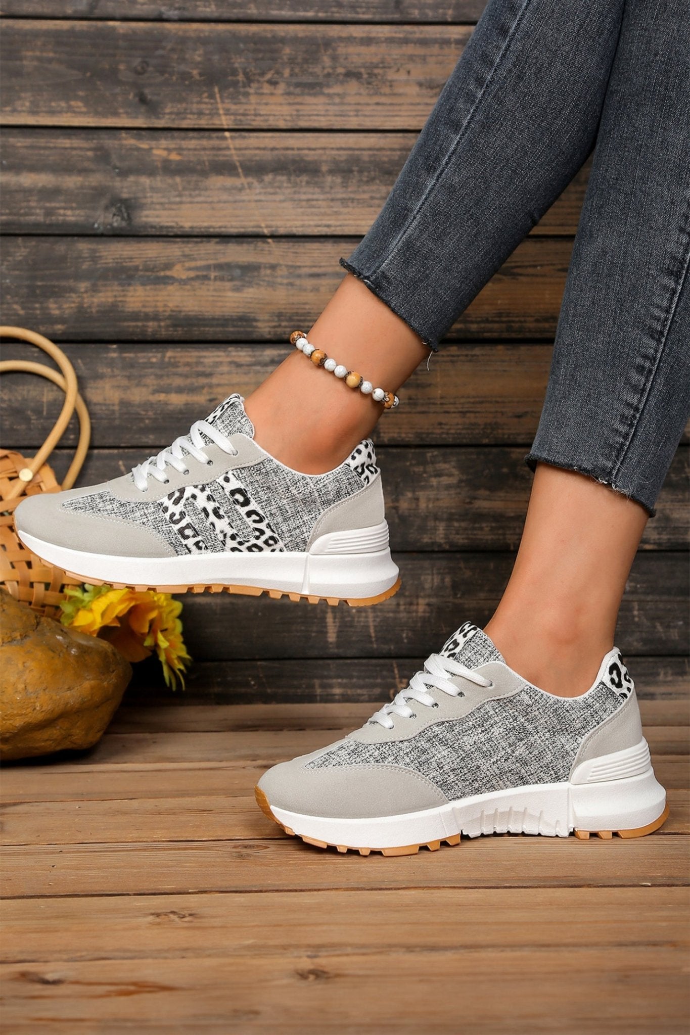 Rosalia Detail Lace Up Sneakers - Hello Beautiful BoutiqueWomens ShoesThreaded Pear
