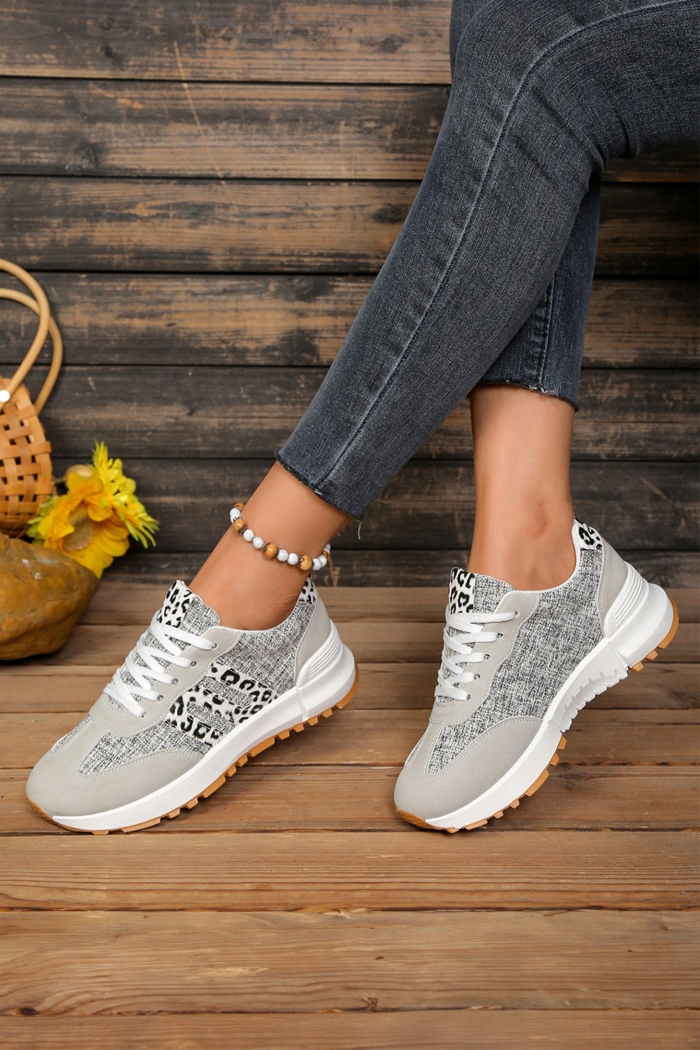 Rosalia Detail Lace Up Sneakers - Hello Beautiful BoutiqueWomens ShoesThreaded Pear