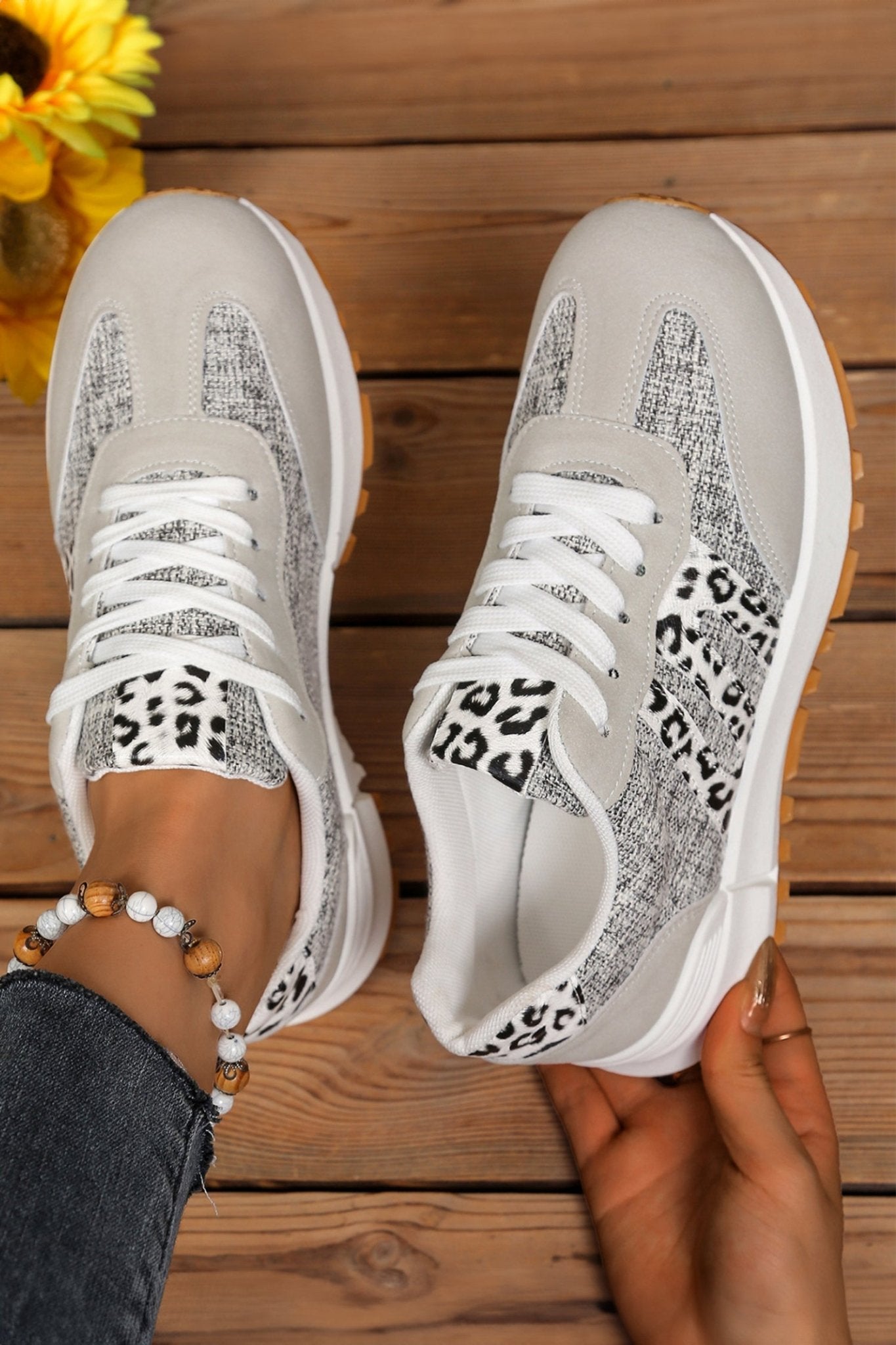 Rosalia Detail Lace Up Sneakers - Hello Beautiful BoutiqueWomens ShoesThreaded Pear