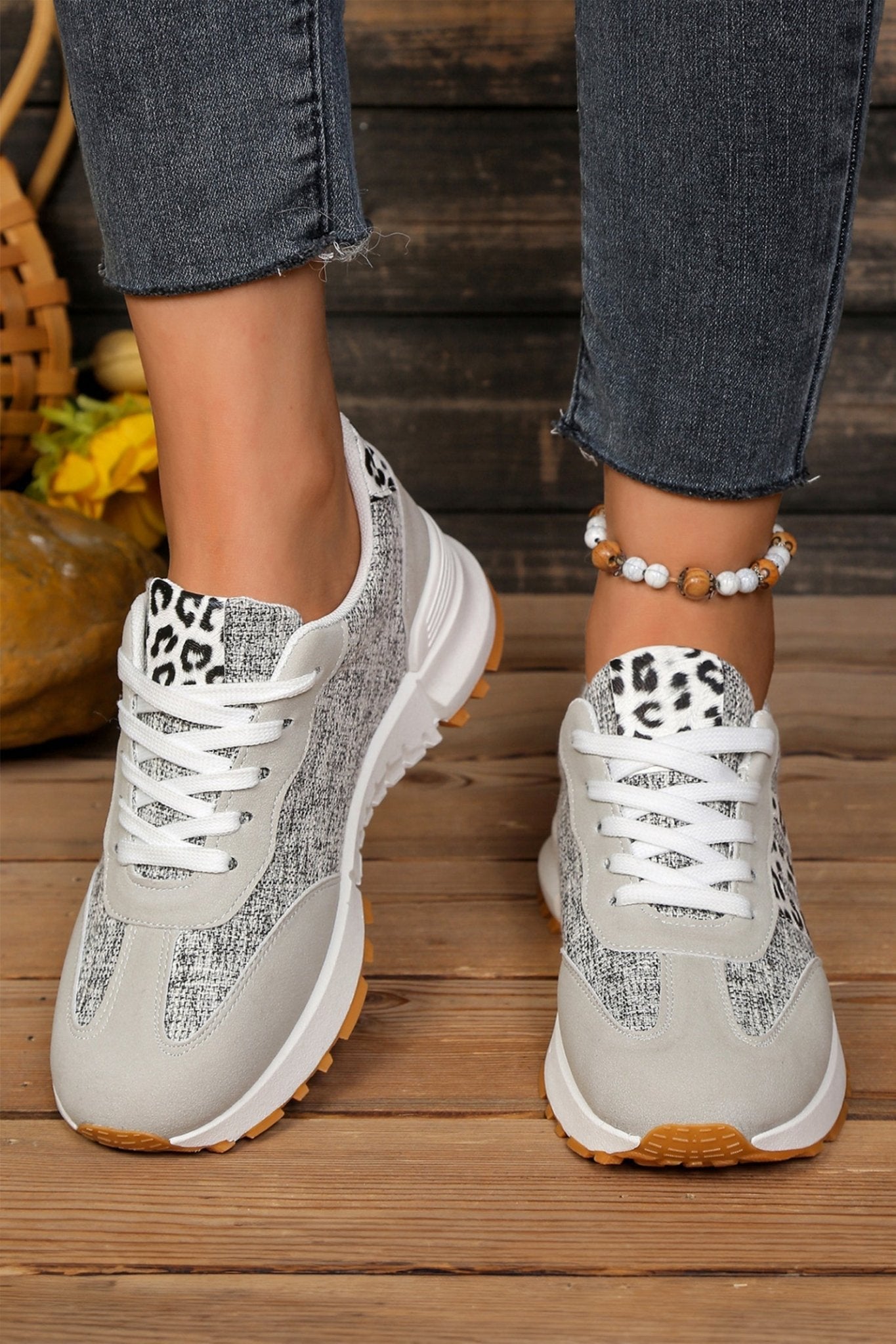 Rosalia Detail Lace Up Sneakers - Hello Beautiful BoutiqueWomens ShoesThreaded Pear