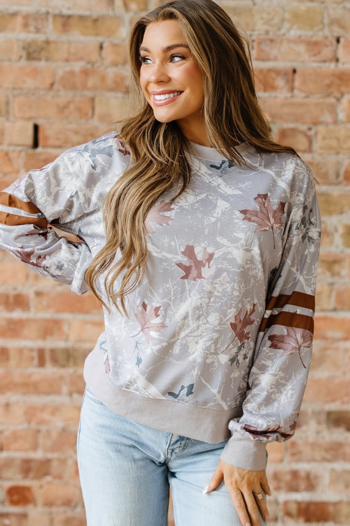 Salem Striped Sleeve Casual Sweatshirt - Hello Beautiful BoutiqueSweatshirts & HoodiesThreaded Pear