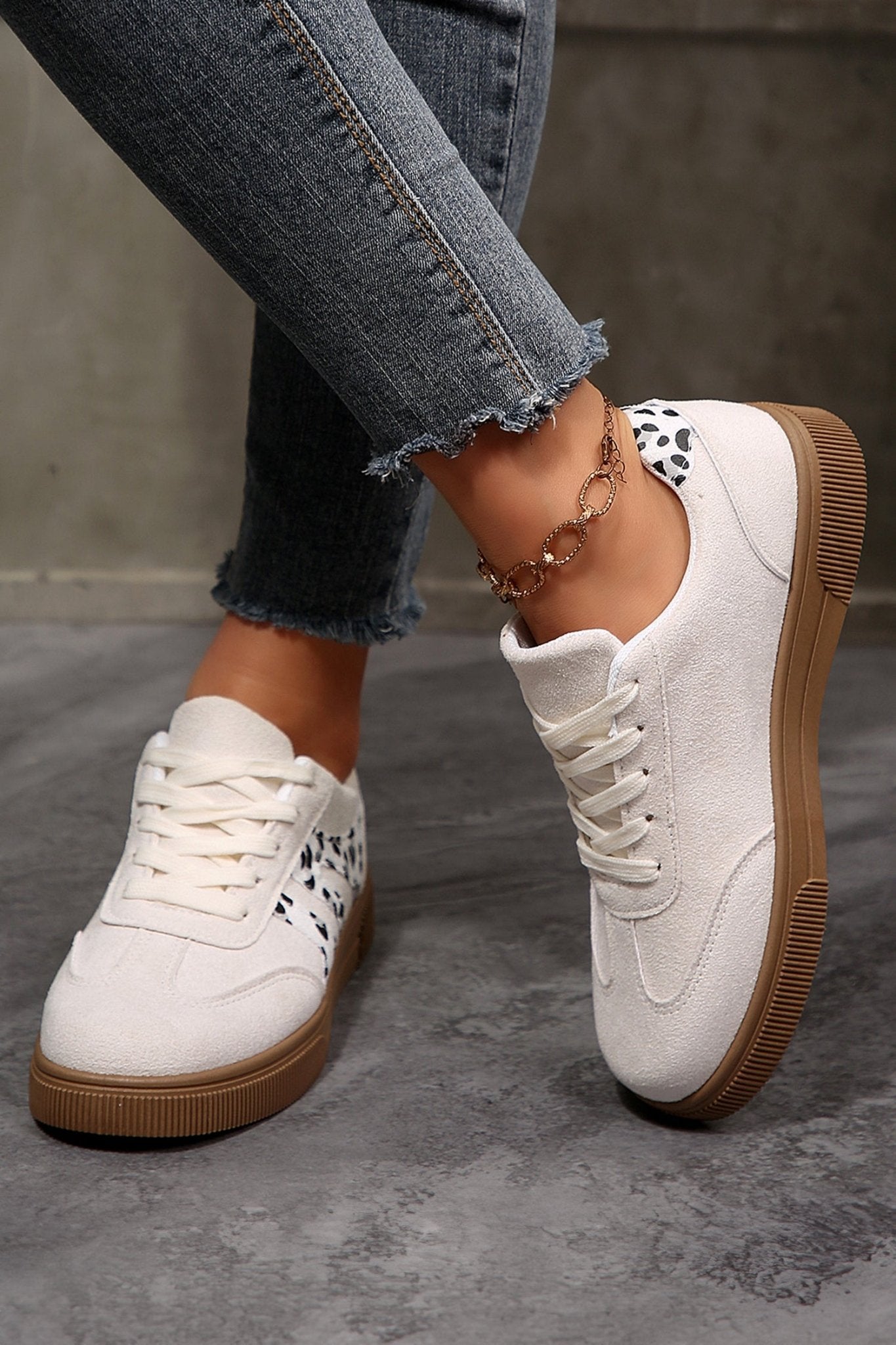 Samantha Lace Up Casual Shoes - Hello Beautiful BoutiqueWomens ShoesThreaded Pear