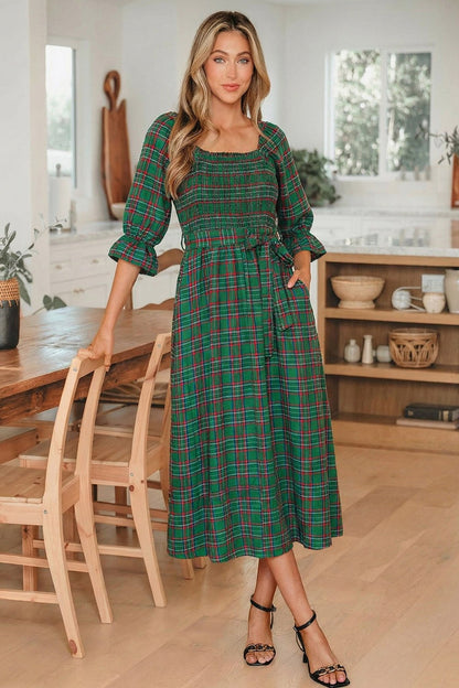 Scarlett Waist Flared Midi Dress - Hello Beautiful BoutiqueMidi DressesThreaded Pear