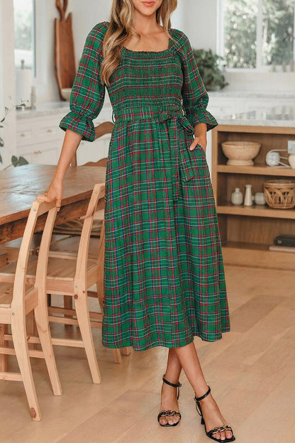 Scarlett Waist Flared Midi Dress - Hello Beautiful BoutiqueMidi DressesThreaded Pear