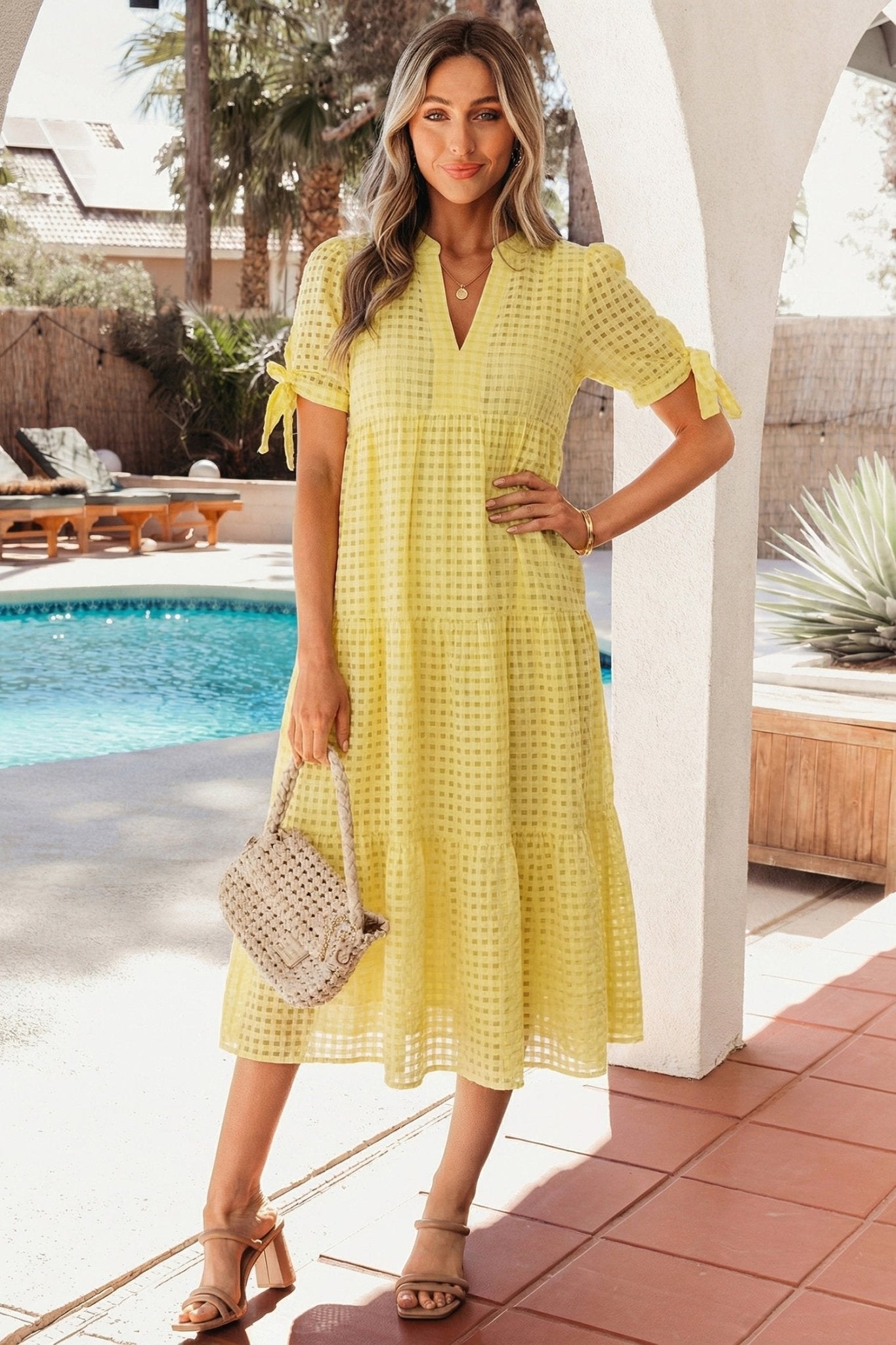 Skyla Sleeve Tiered Midi Dress - Hello Beautiful BoutiqueMidi DressesThreaded Pear